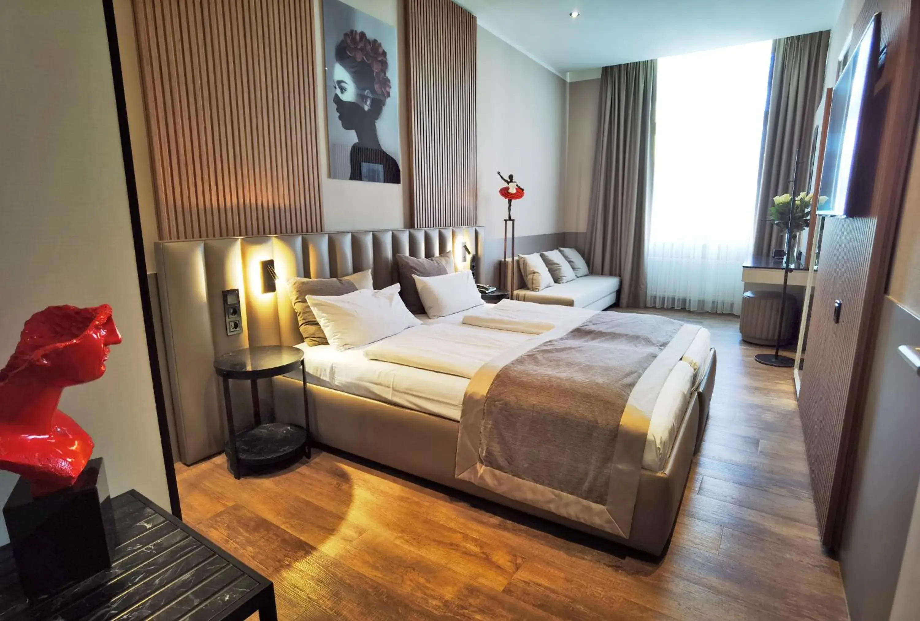 Business Single Room in Arthotel Munich Business Single Room in Arthotel Munich