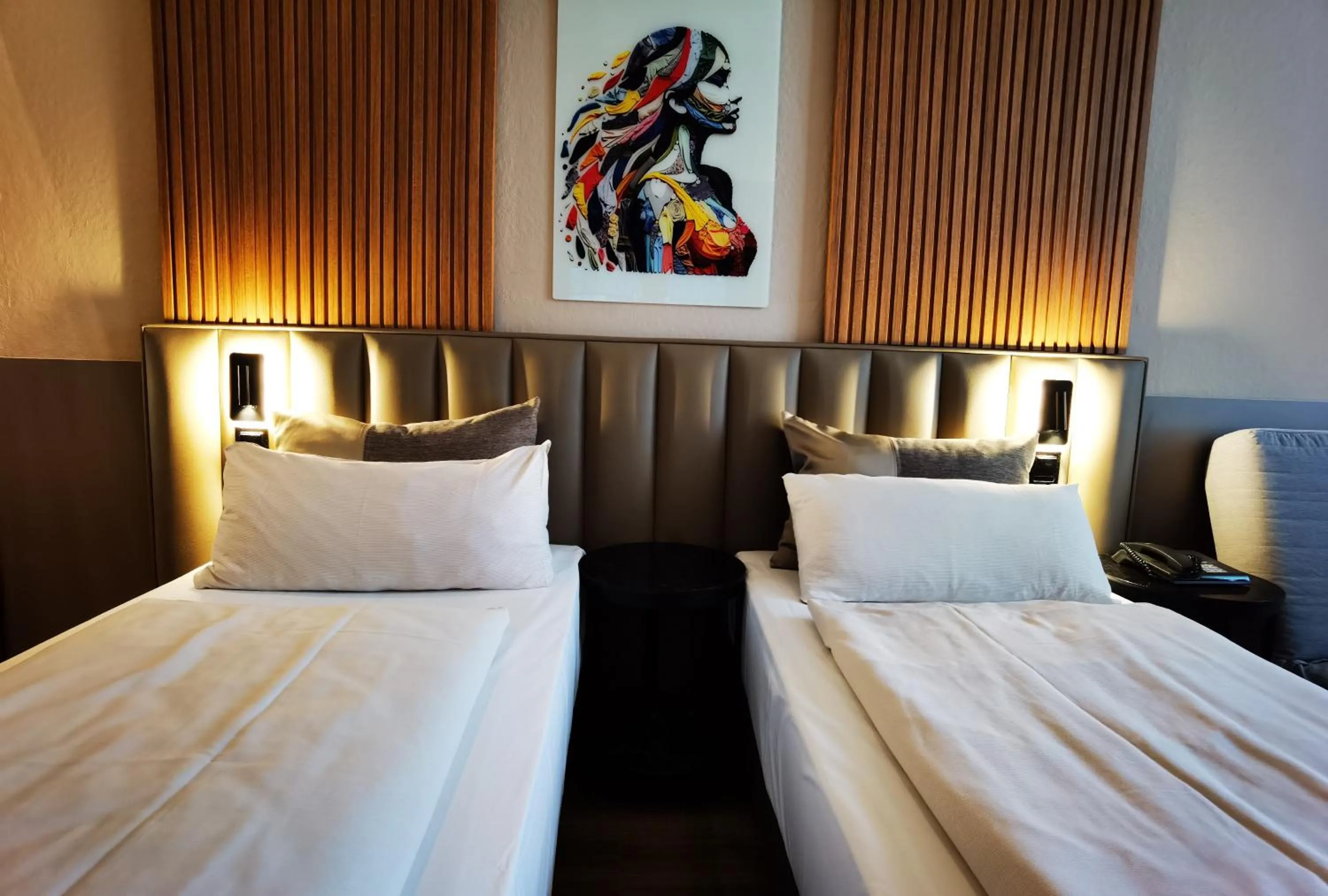 Bed in Arthotel Munich