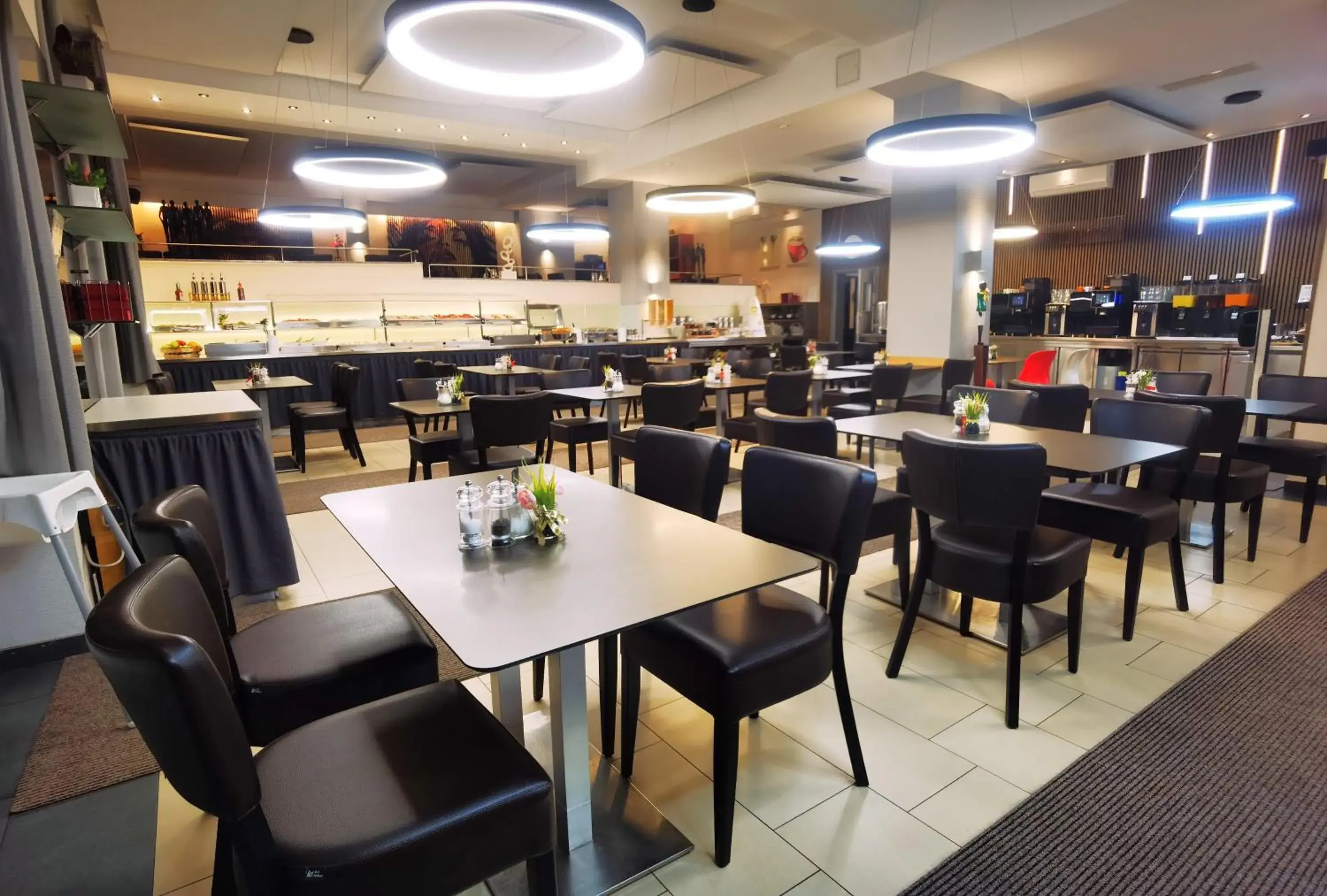 Restaurant/places to eat in Arthotel Munich Restaurant/places to eat in Arthotel Munich