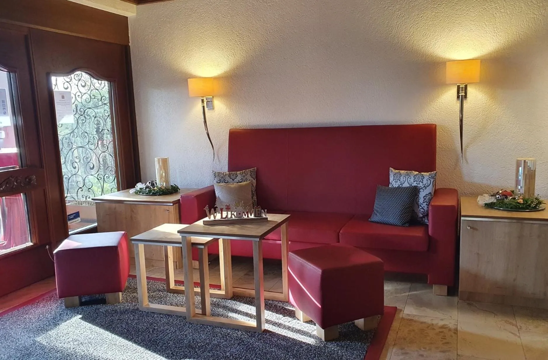 Property building in Dreispitz -B&B-Hotel Garni