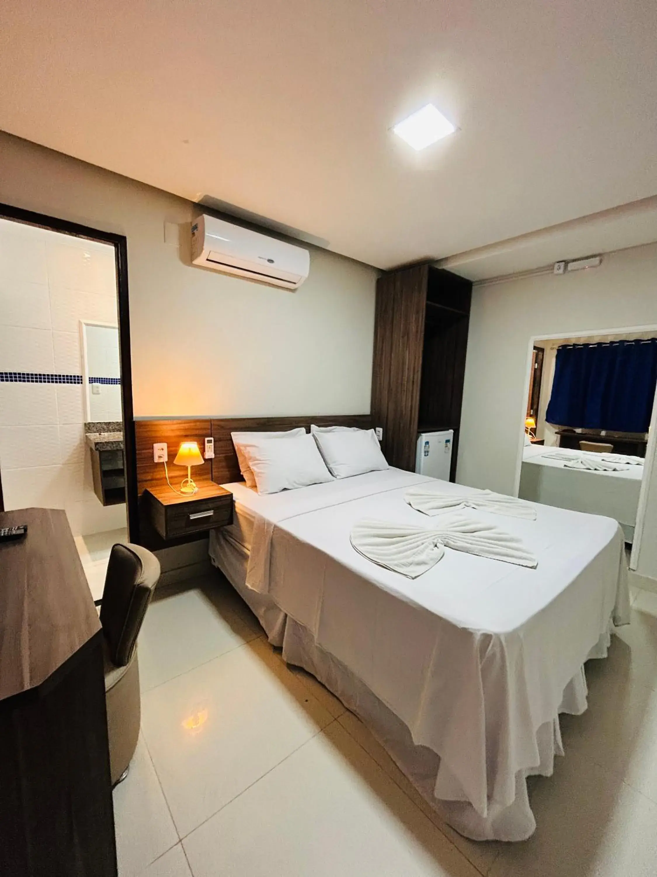 Standard Suite - single occupancy in Hotel Antiga Roma Standard Suite - single occupancy in Hotel Antiga Roma