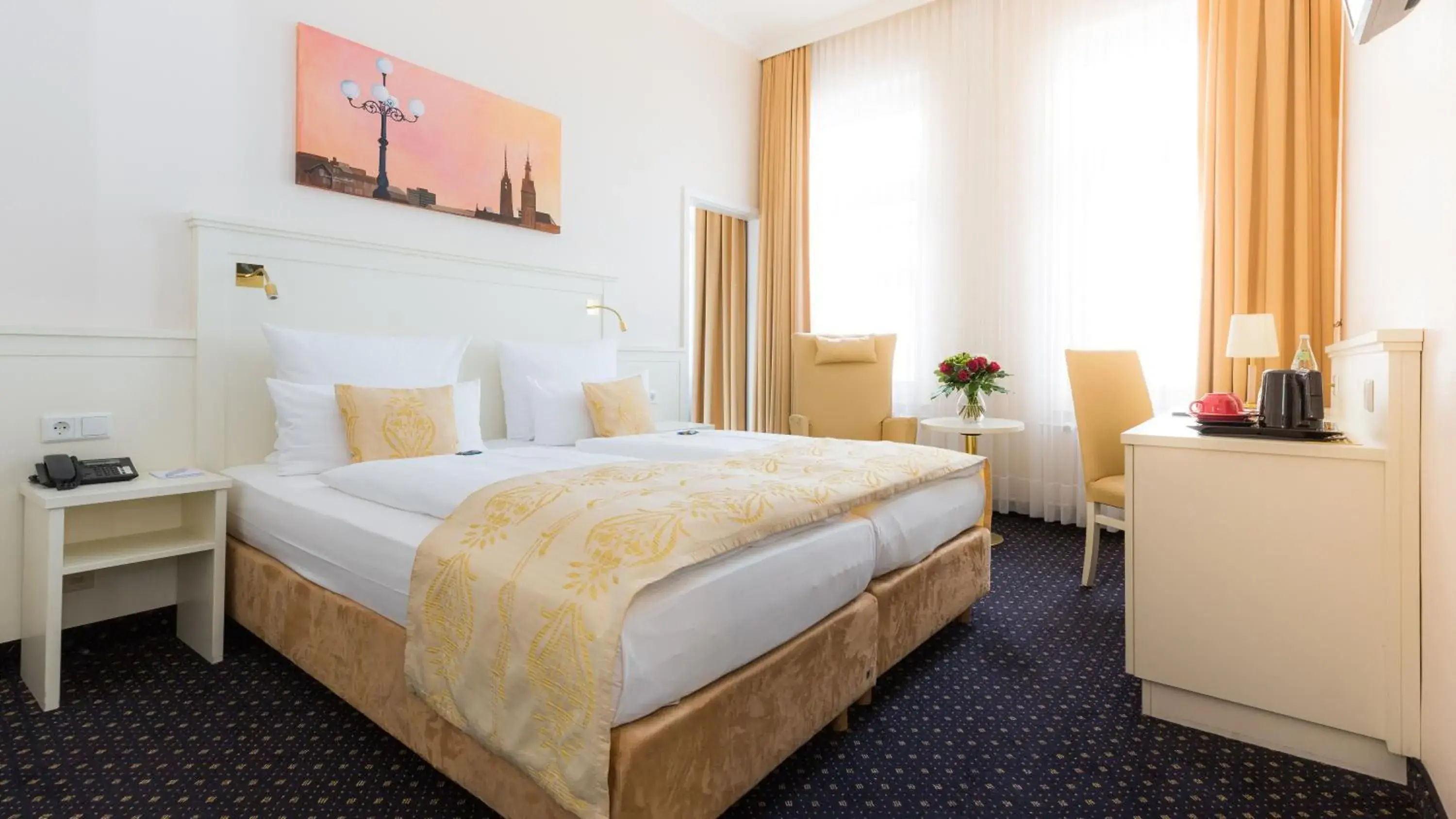 Photo of the whole room, Bed in Hotel Fürst Bismarck Photo of the whole room, Bed in Hotel Fürst Bismarck