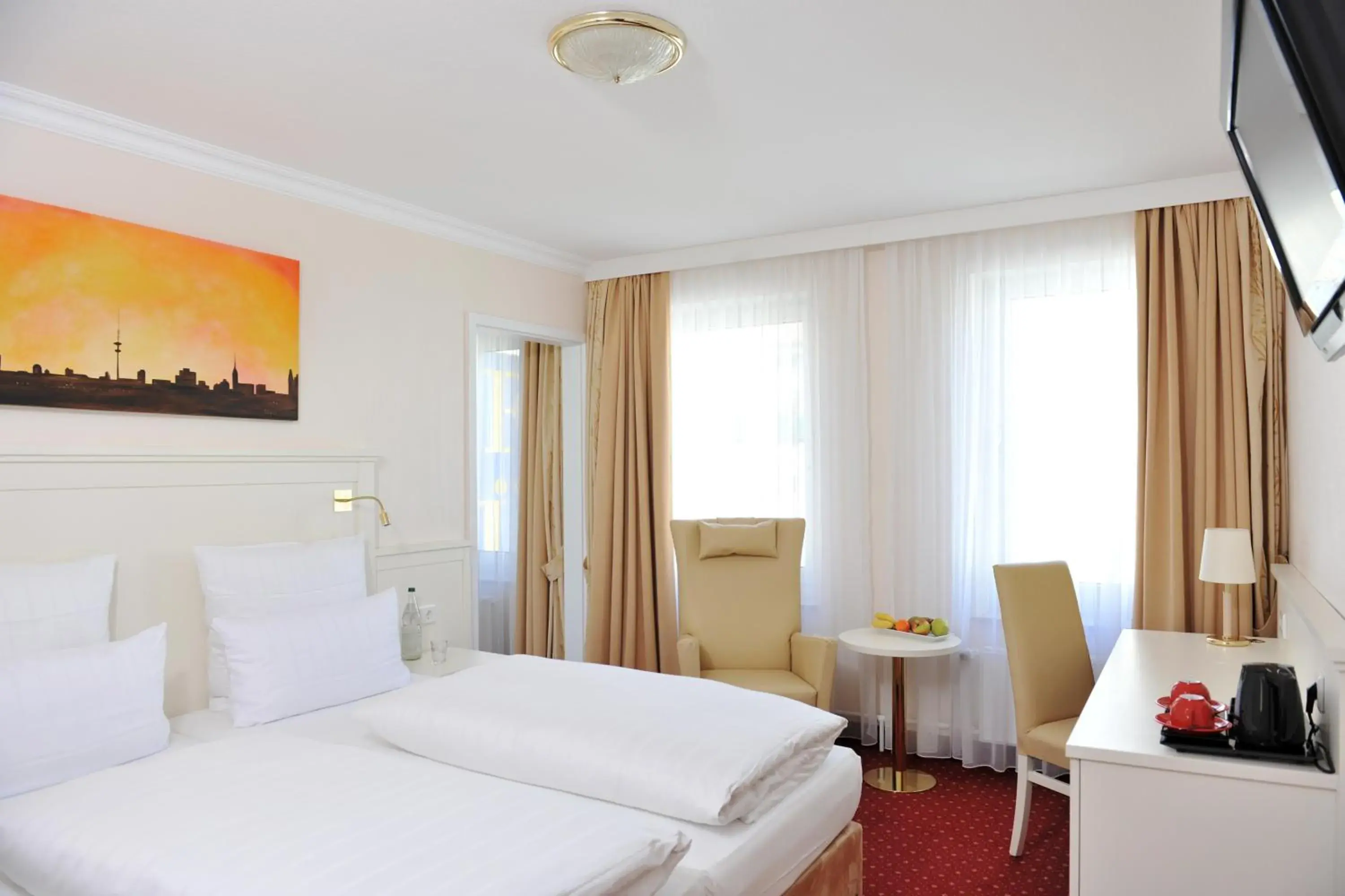 Photo of the whole room, Bed in Hotel Fürst Bismarck Photo of the whole room, Bed in Hotel Fürst Bismarck