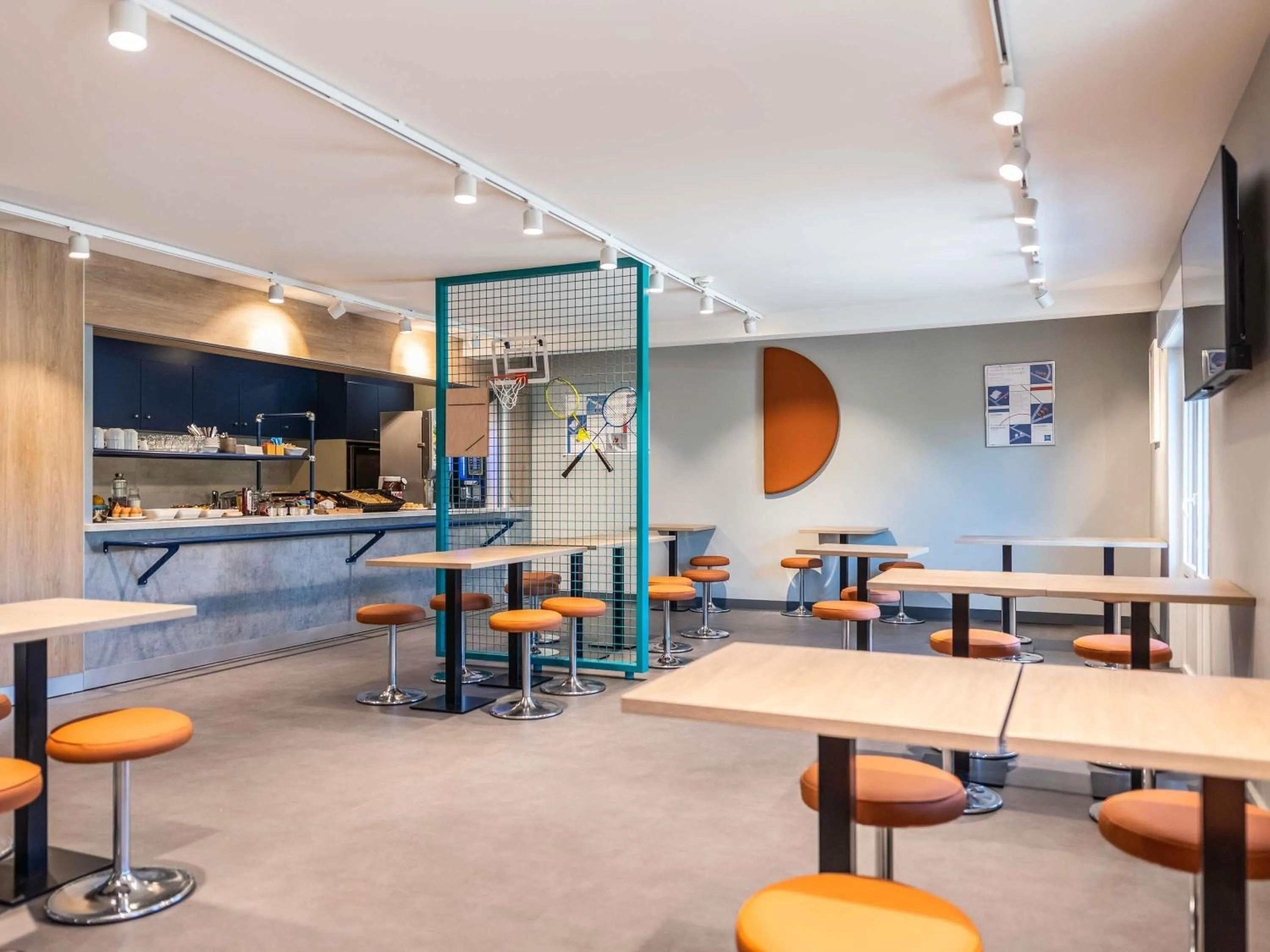 Breakfast in Ibis Budget Villefranche