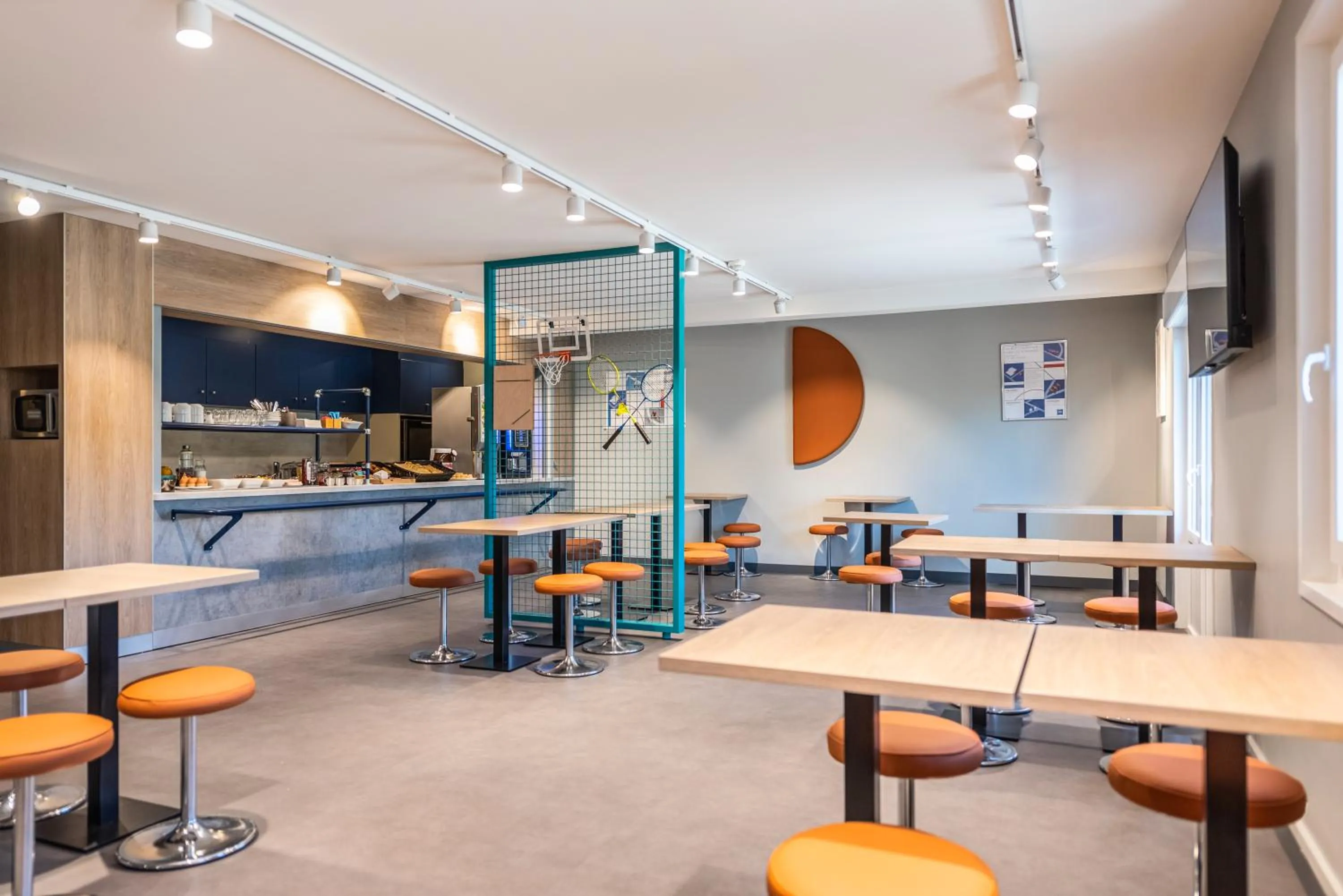 Breakfast in Ibis Budget Villefranche