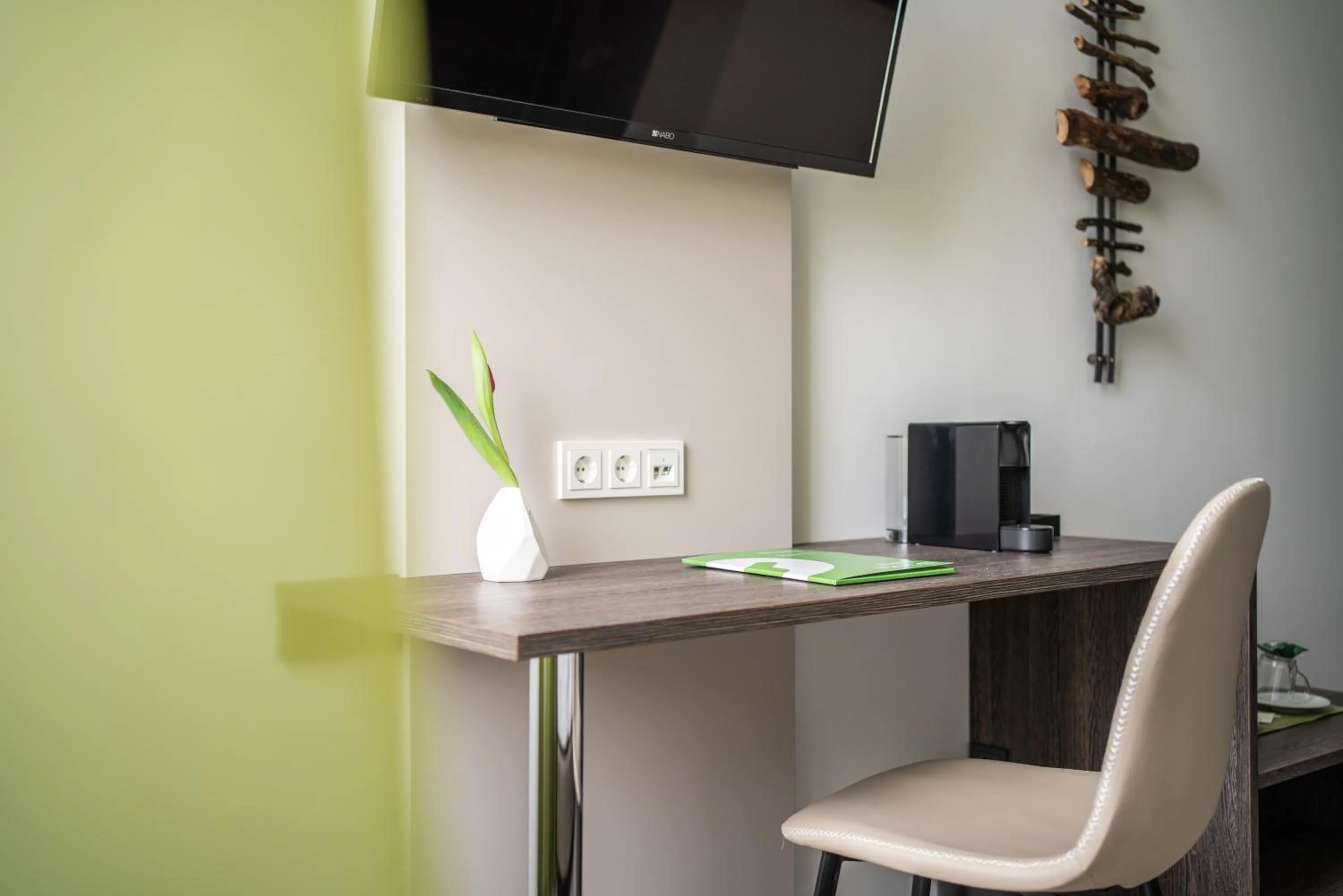 TV and multimedia in eee Hotel Graz