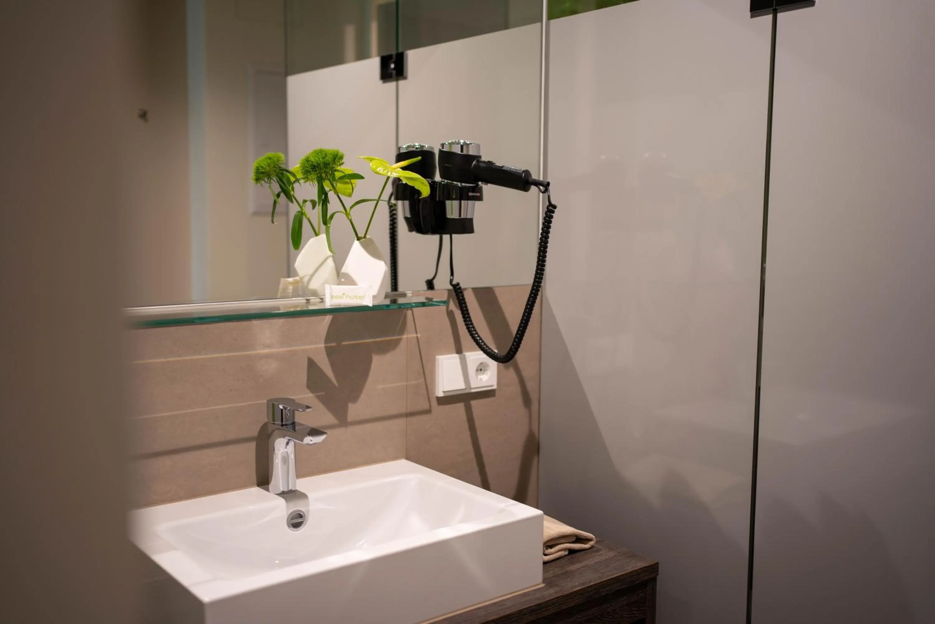 Bathroom in eee Hotel Gunskirchen