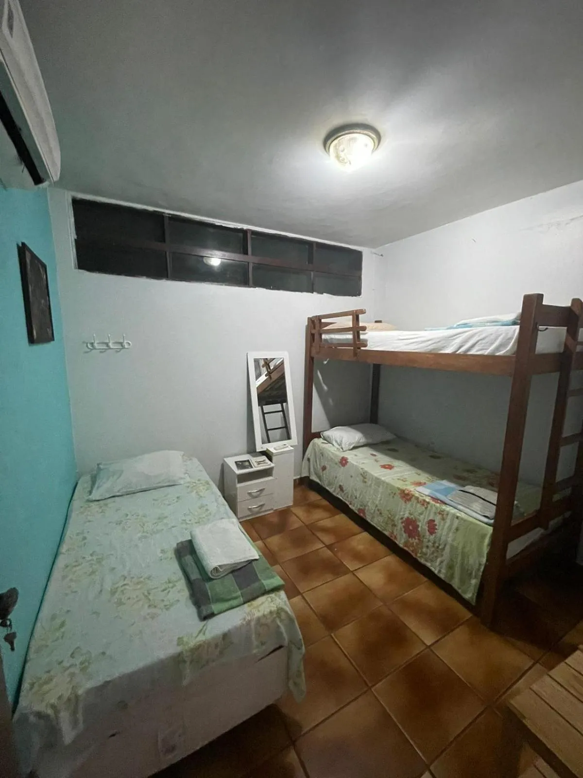 Bed in Regiane Beach Pousada Hostel