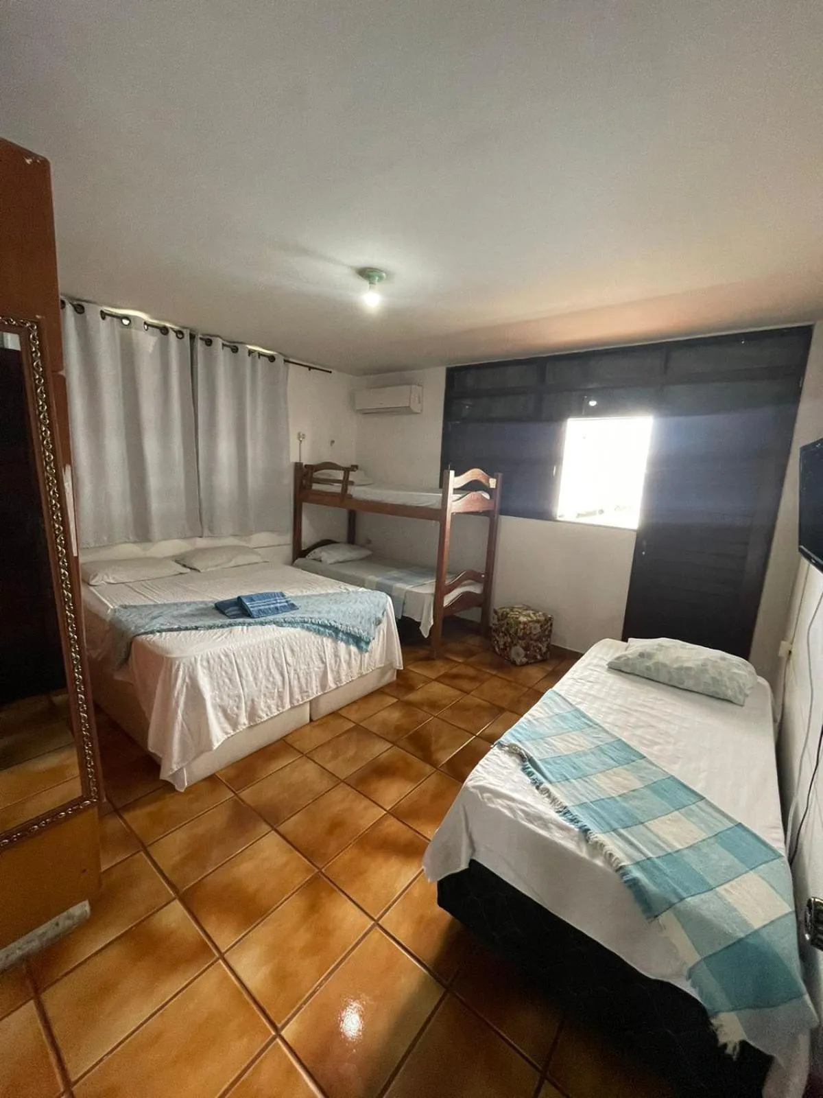 Bed in Regiane Beach Pousada Hostel