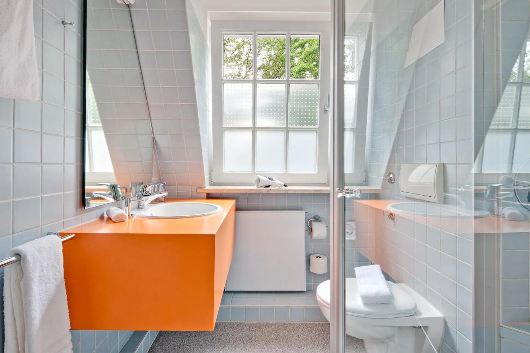 Bathroom in Das Gästehaus der Elb Lounge "Self Check In"