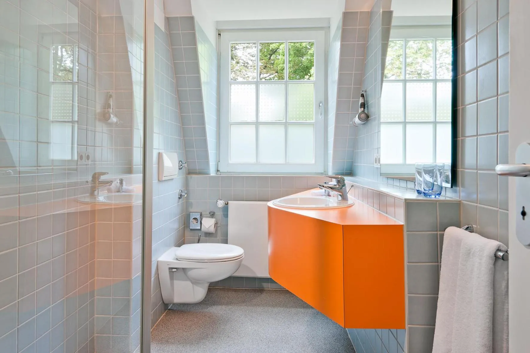 Bathroom in Das Gästehaus der Elb Lounge "Self Check In"