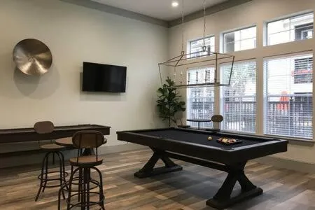 Magnificent Furnished Apartment near Exxon Campus