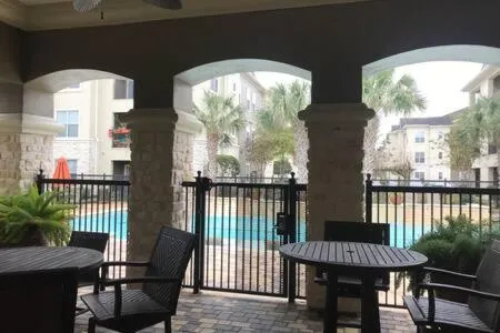 Magnificent Furnished Apartment near Exxon Campus