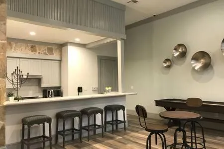 Magnificent Furnished Apartment near Exxon Campus