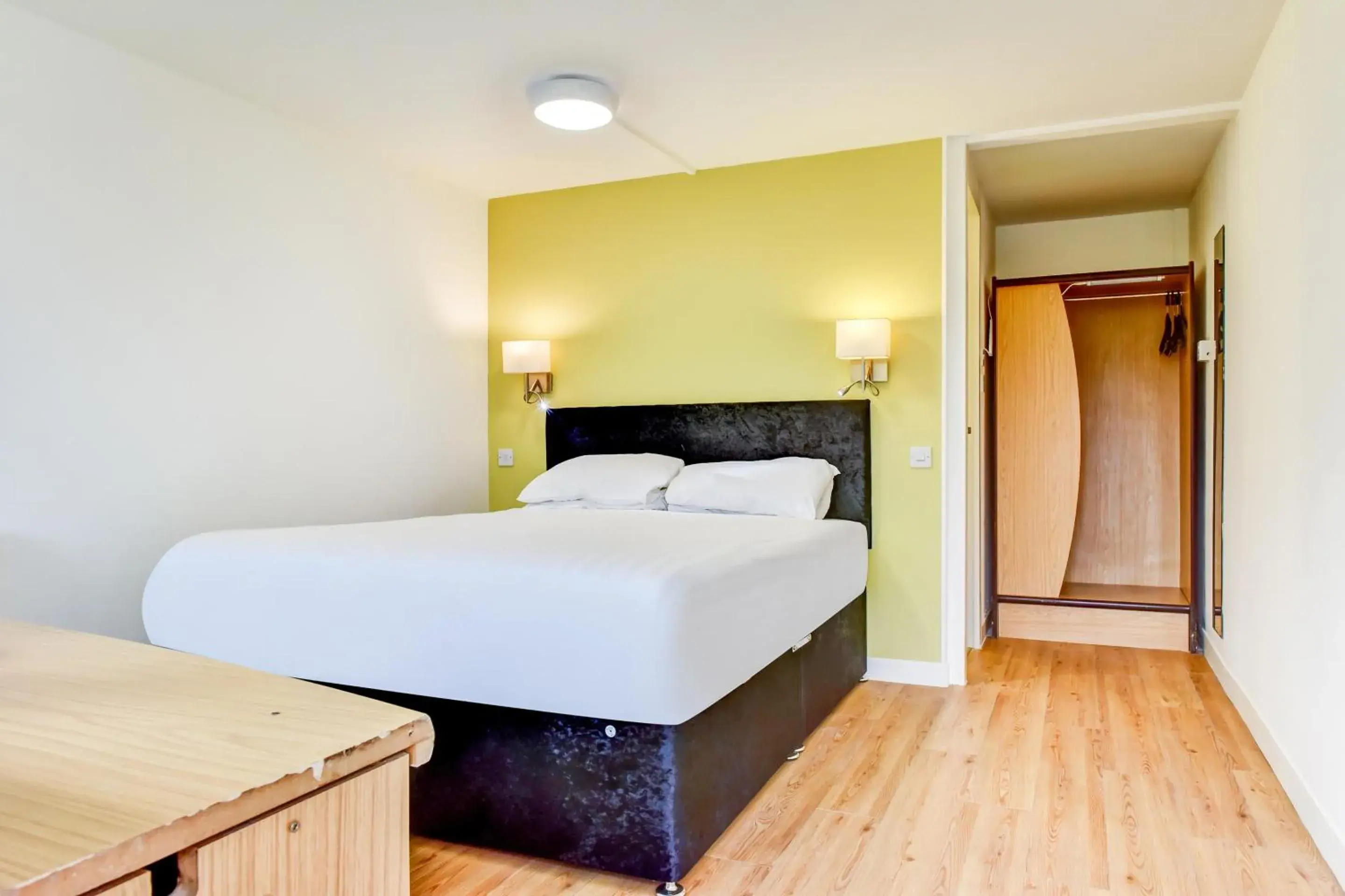 Bedroom in The Hotel Rafiya, Redditch Bedroom in The Hotel Rafiya, Redditch