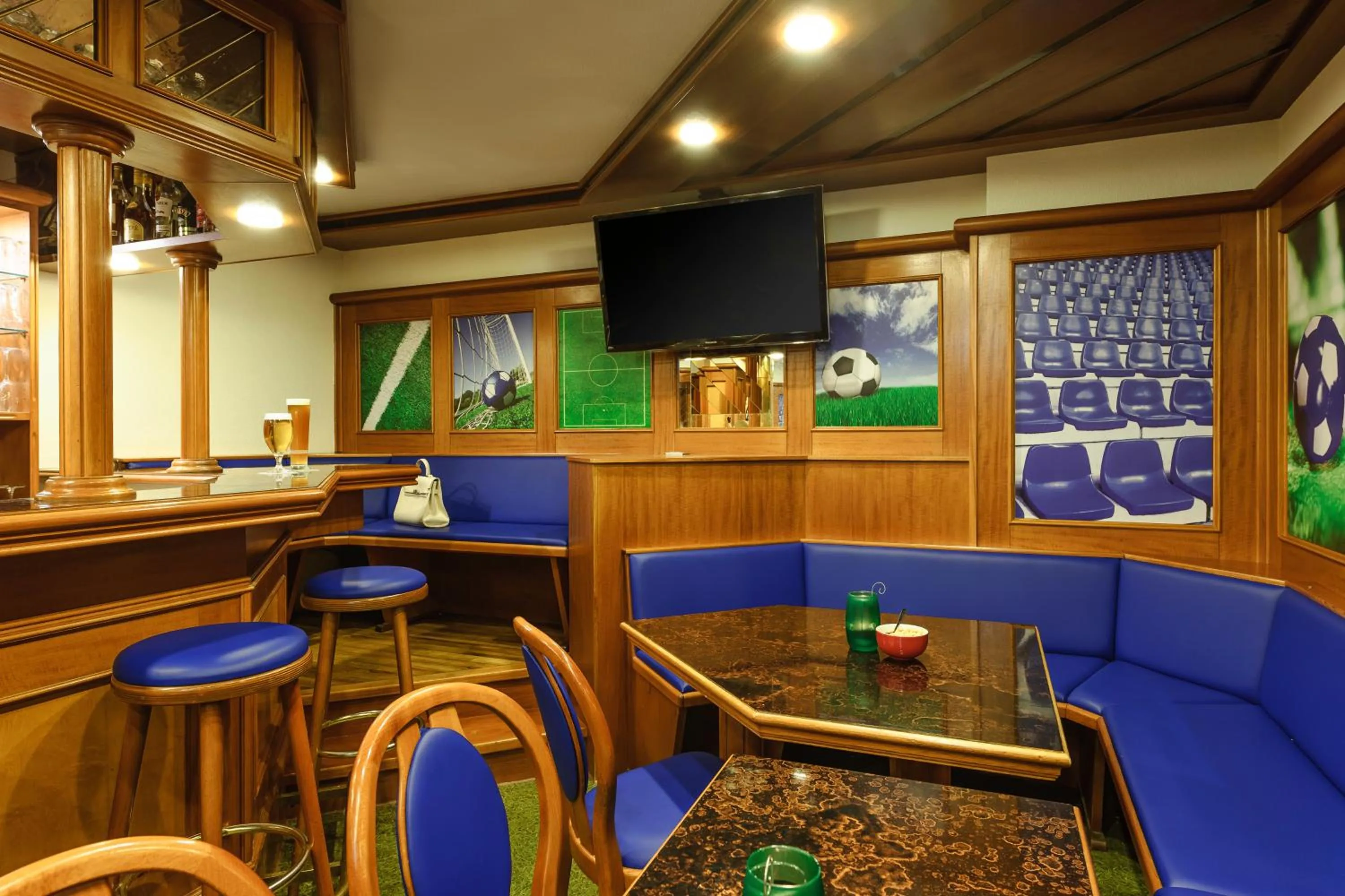 Lounge or bar in Hotel am Schlosspark Herten