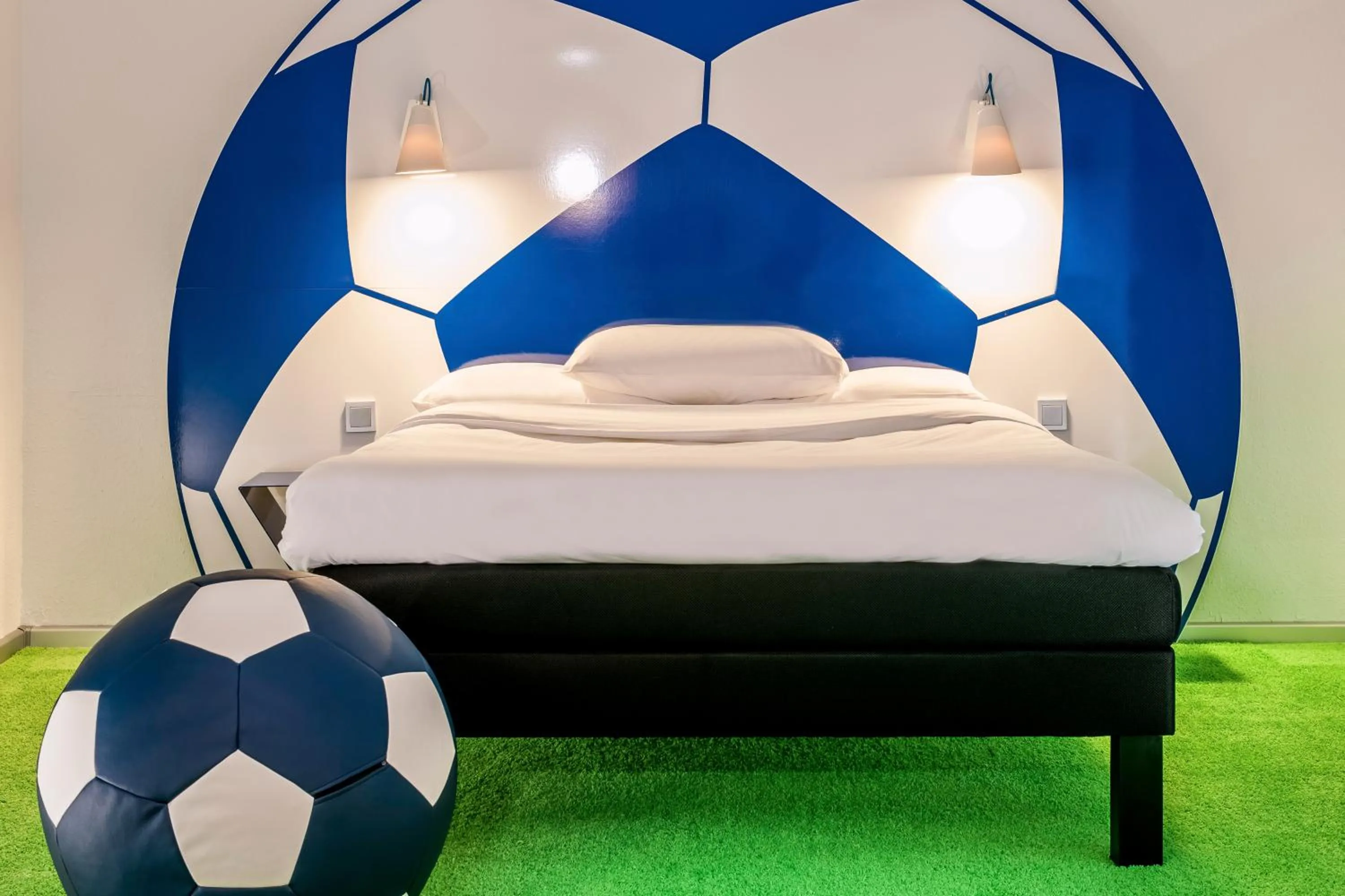 Photo of the whole room, Bed in Hotel am Schlosspark Herten