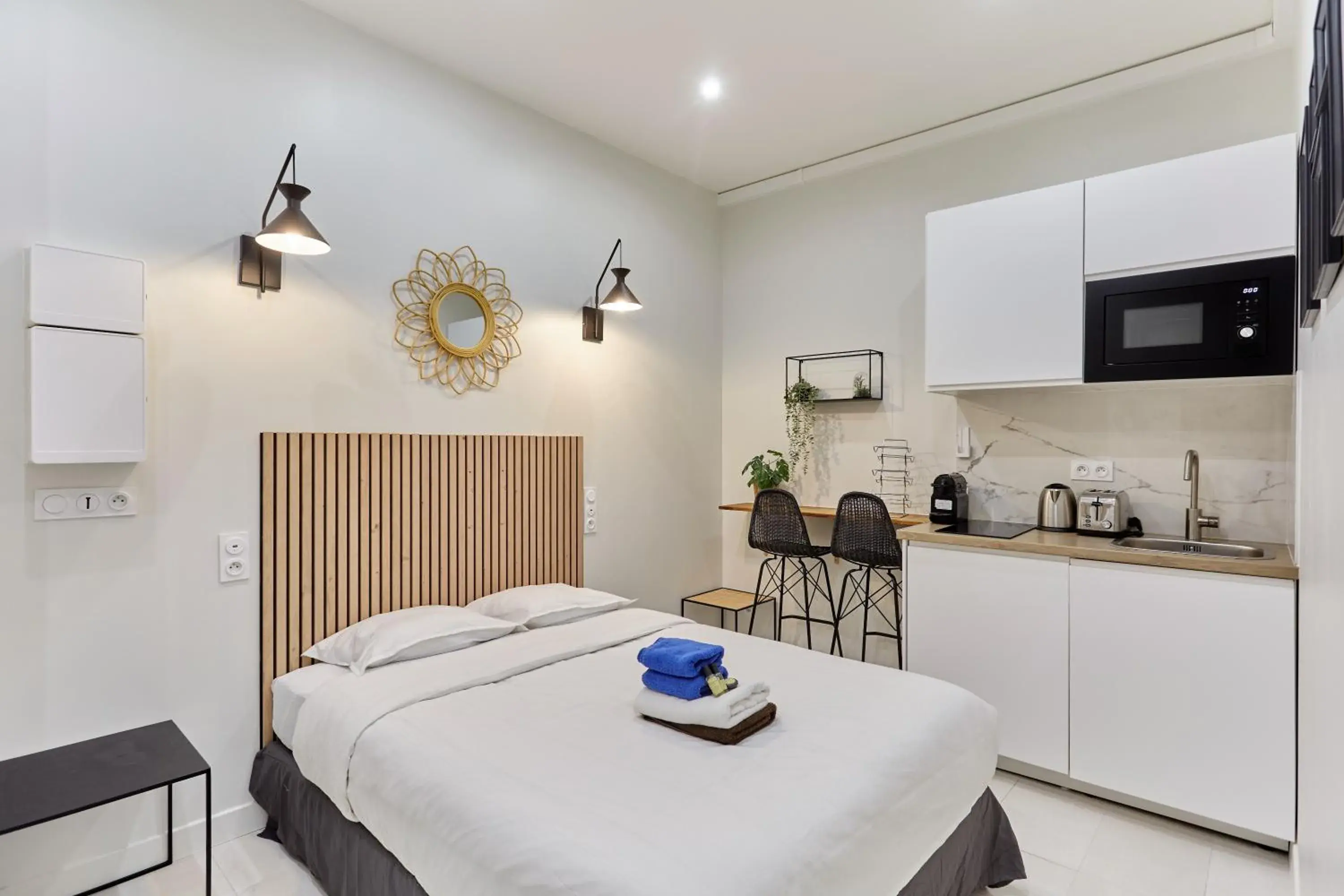 Rent a Room - Residence Charon Rent a Room - Residence Charon