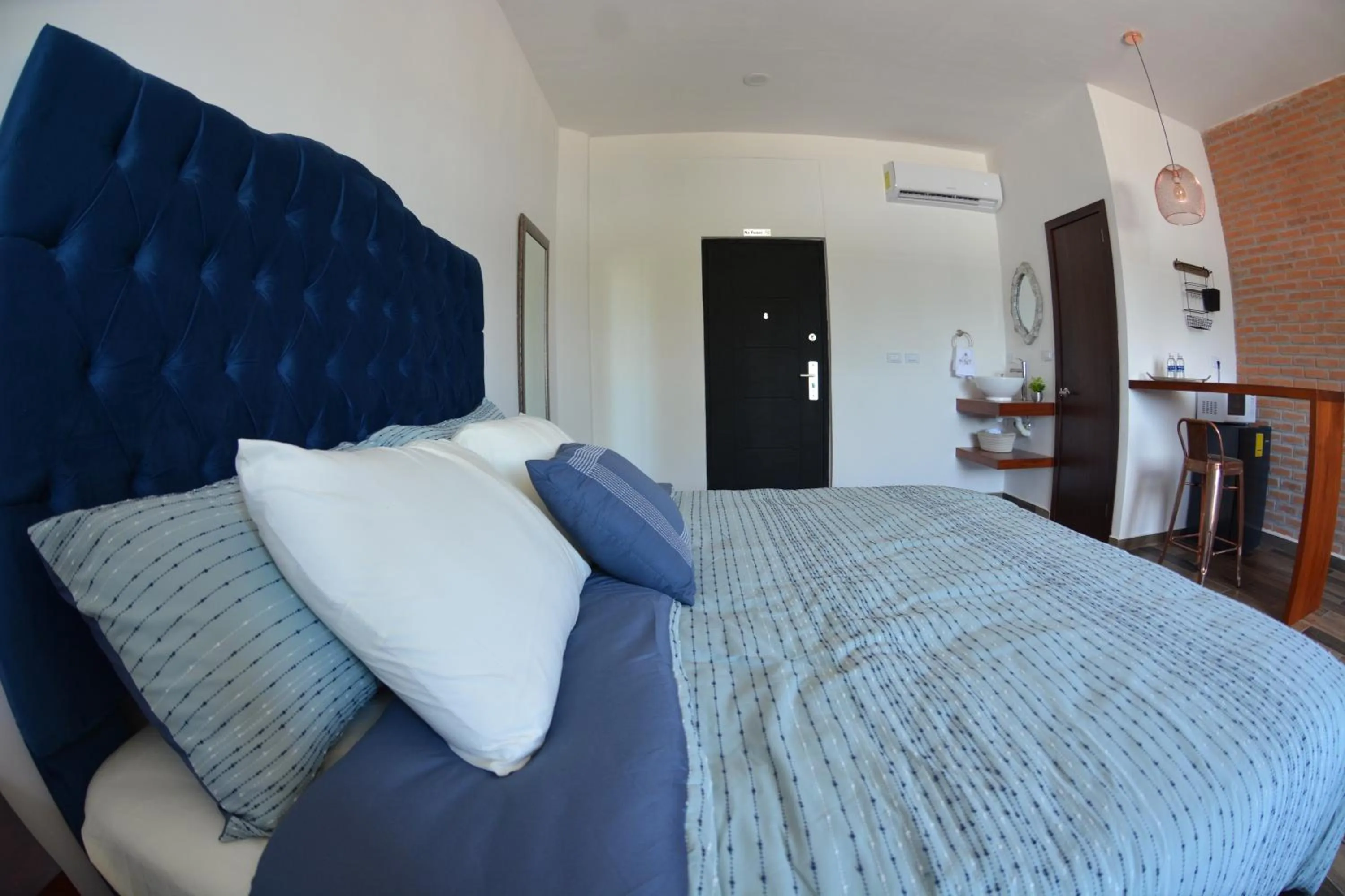 Bed in La Maja Suites