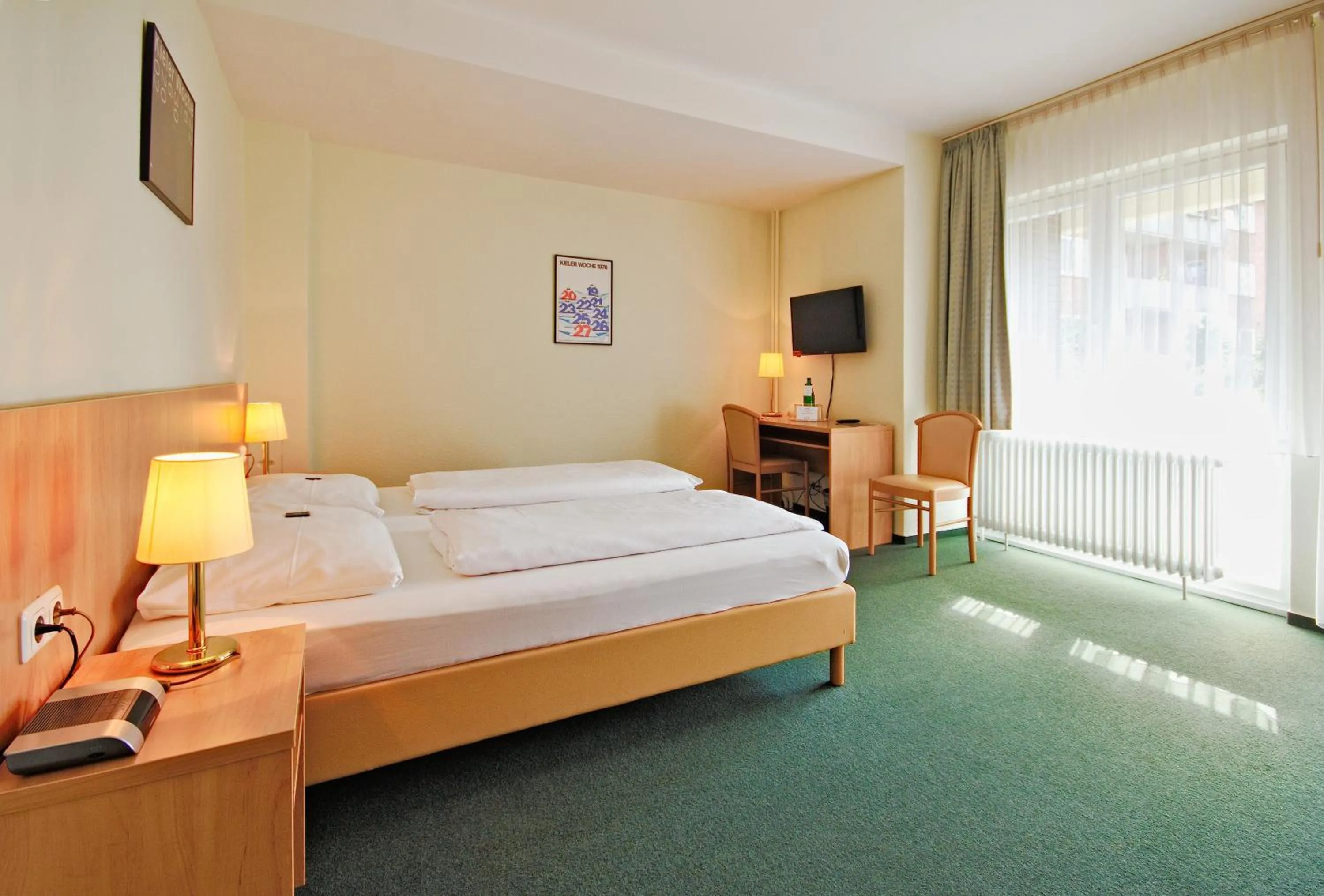 Photo of the whole room, Bed in Hotel Wiking