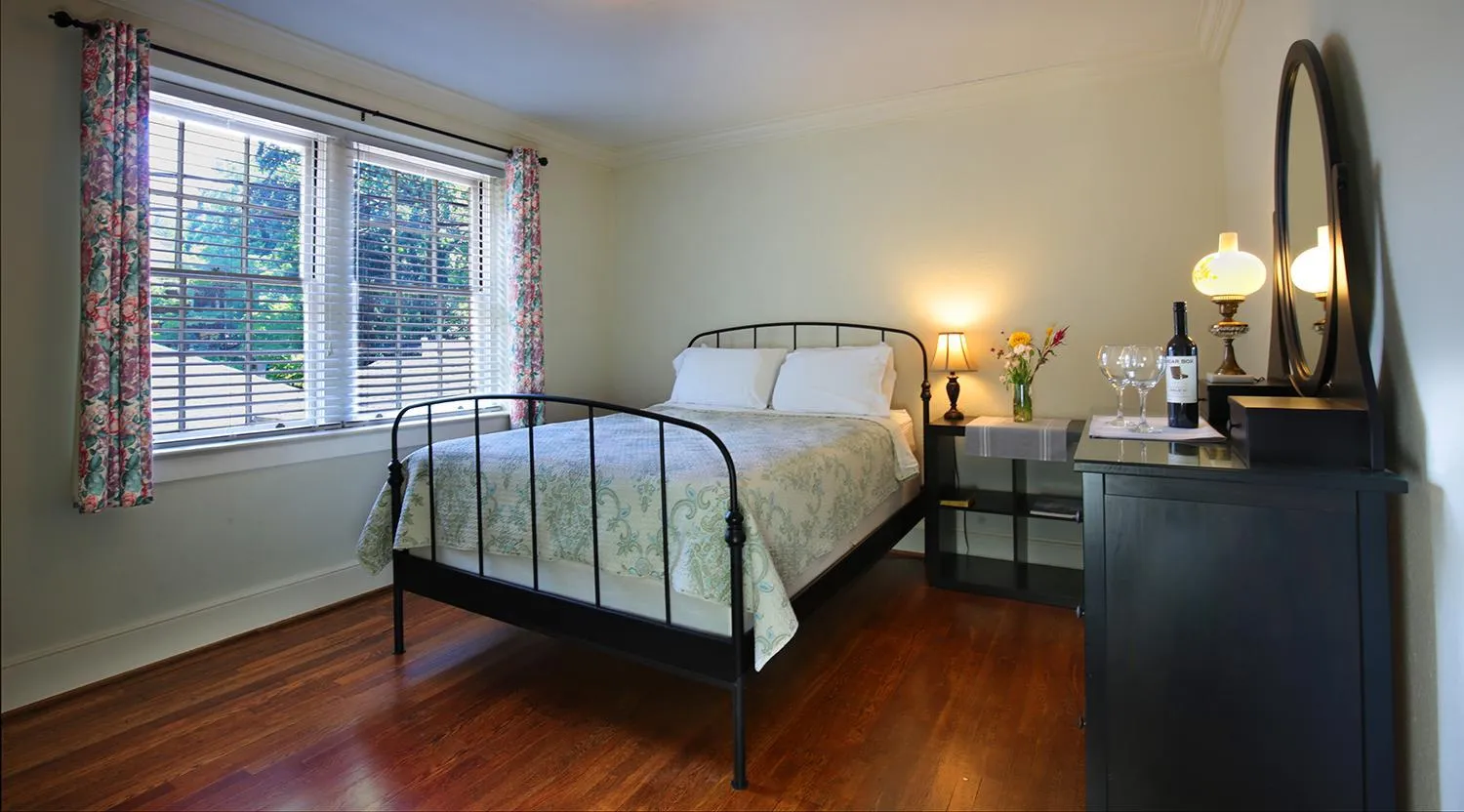 Bed in The Monte Vista Hotel