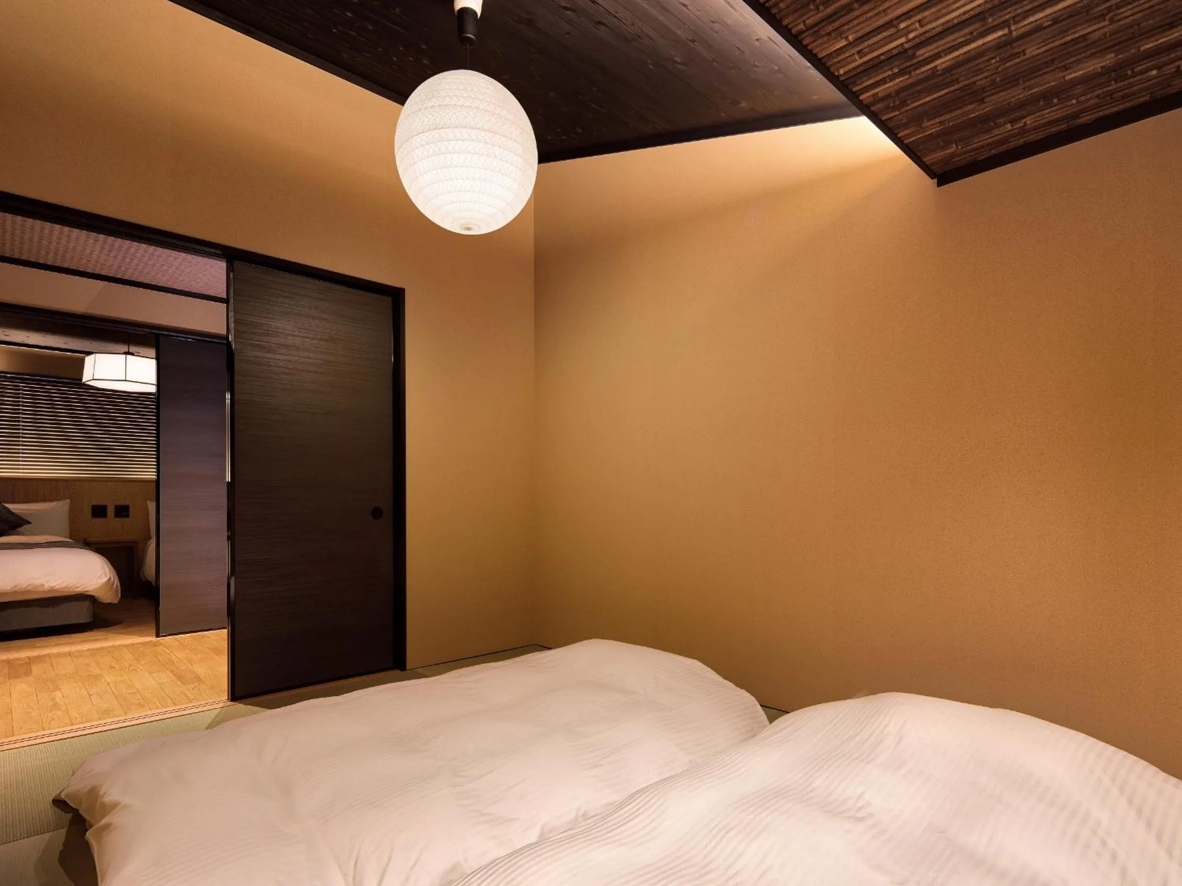 Living room, Bed in Kanade Higashiyama-Sanjo