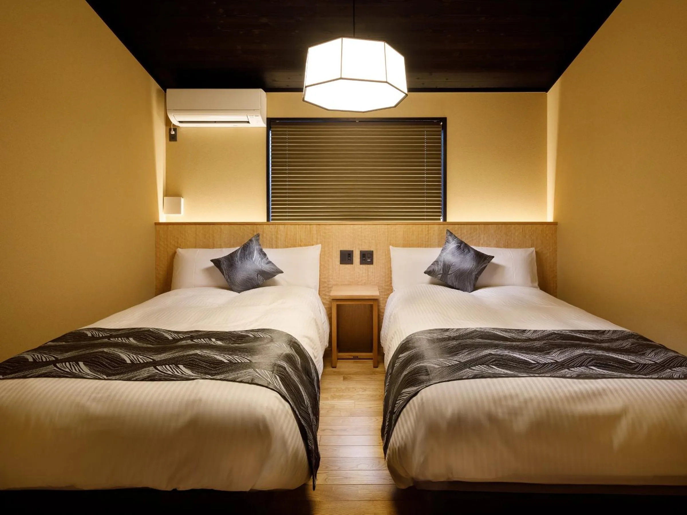 Bedroom, Bed in Kanade Higashiyama-Sanjo