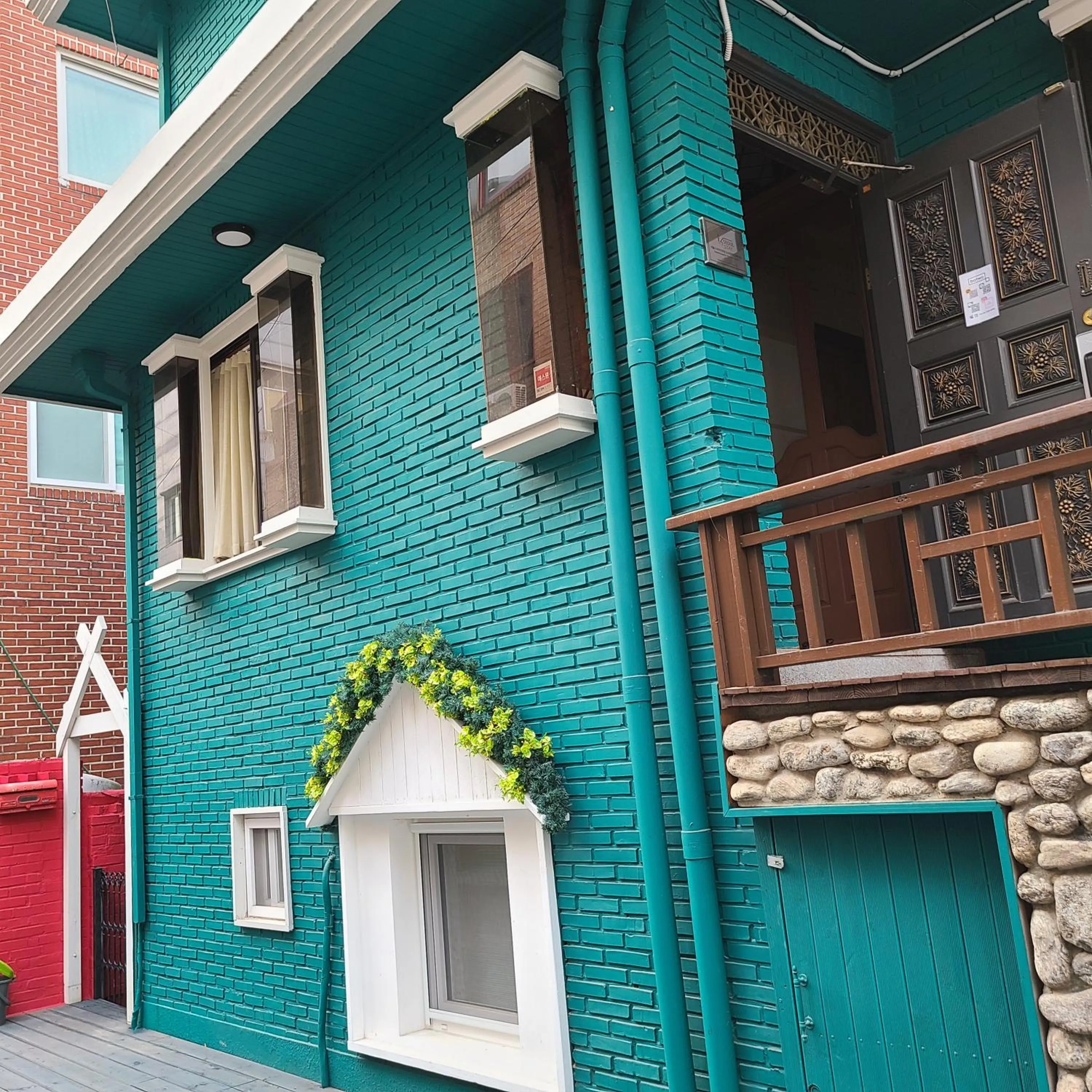 Property building in Batwo Stay - For foreigners only