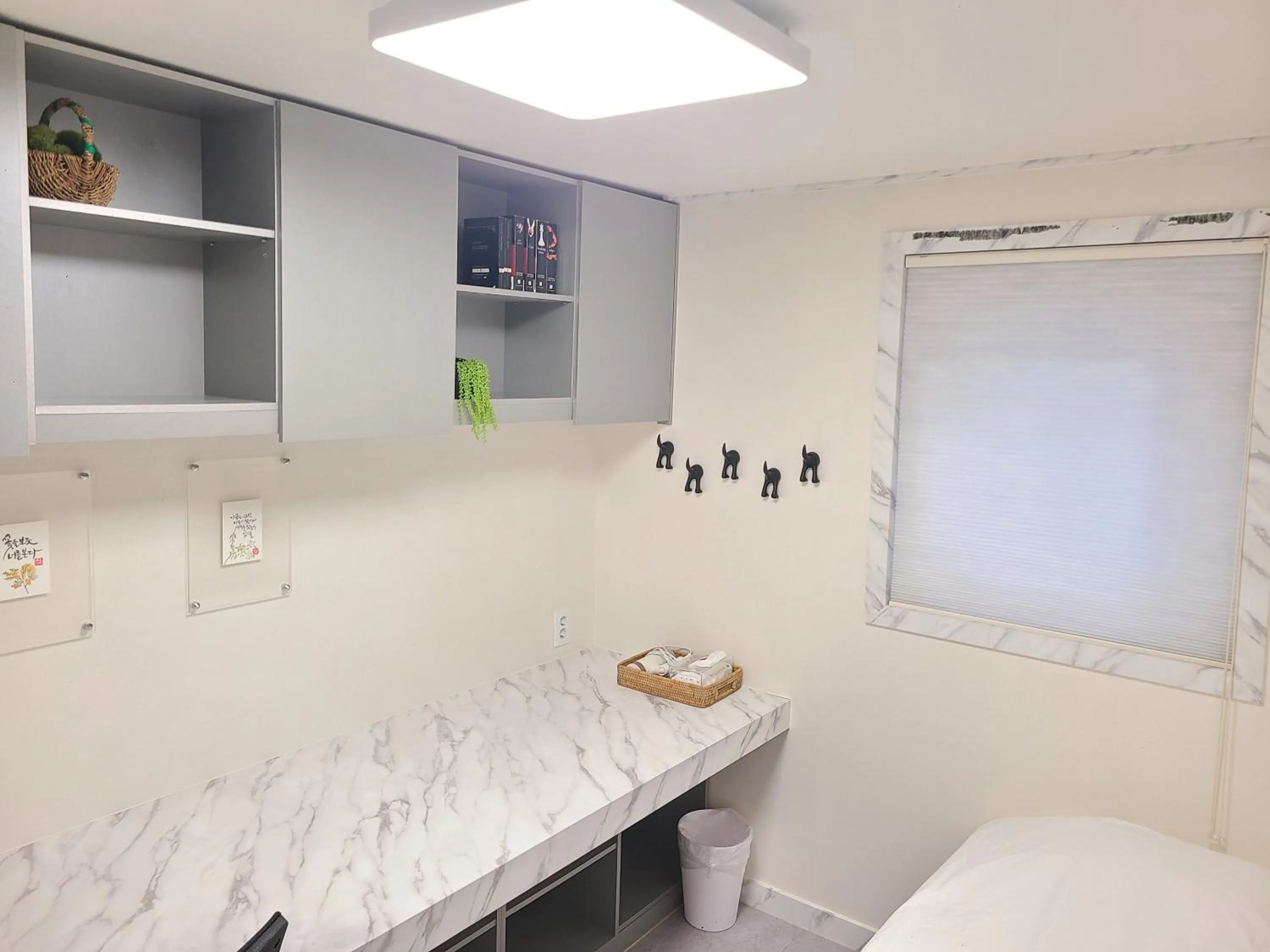 Photo of the whole room, Bed in Batwo Stay - For foreigners only