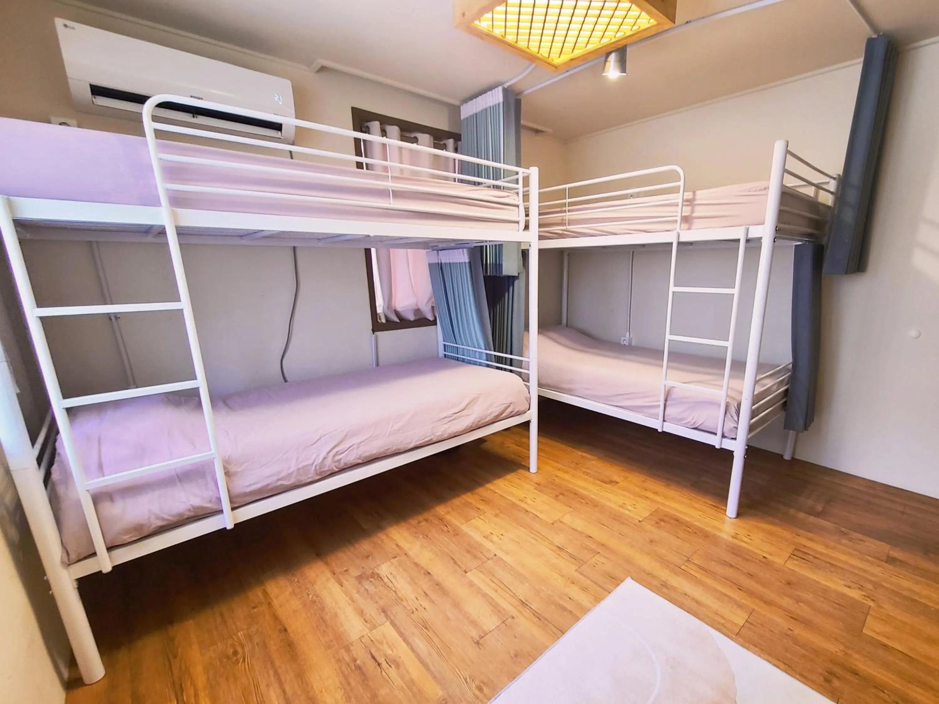 Photo of the whole room, Bed in Batwo Stay - For foreigners only