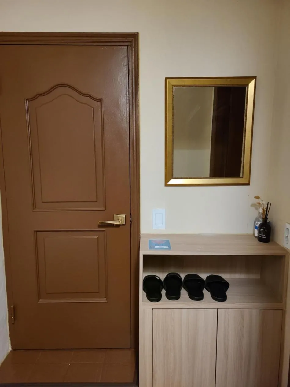 Batwo Stay - For foreigners only