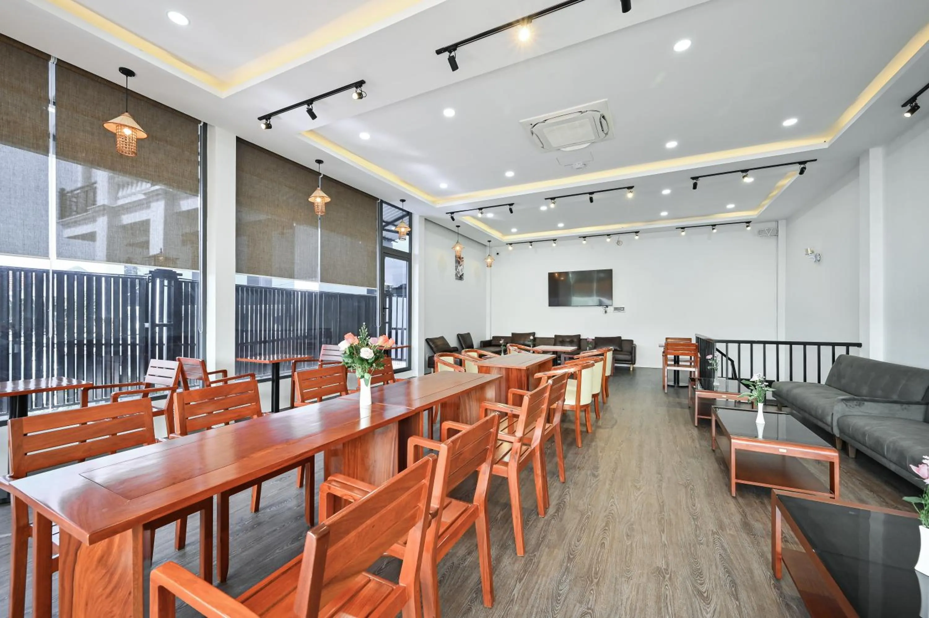 Restaurant/places to eat in Paradise Cu Chi Hotel