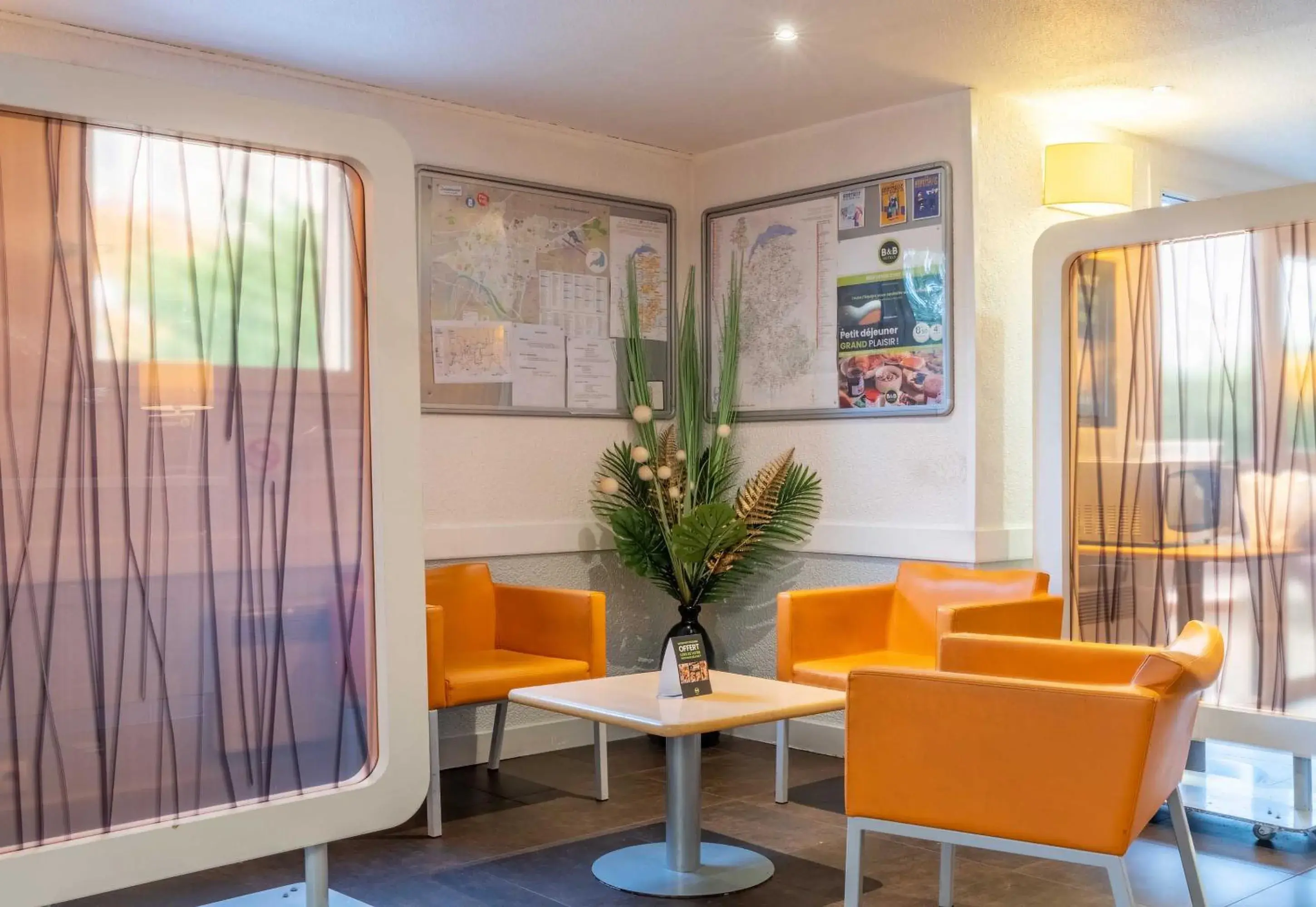 Living room in B&B HOTEL Annemasse Est Living room in B&B HOTEL Annemasse Est