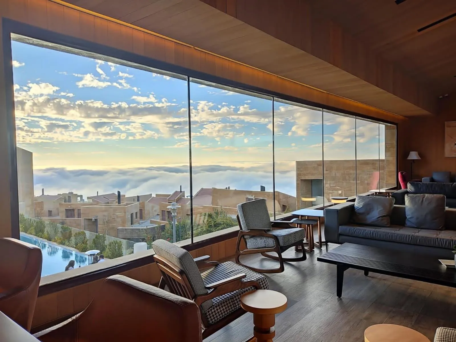 Property building in Oakridge Hotel & Spa