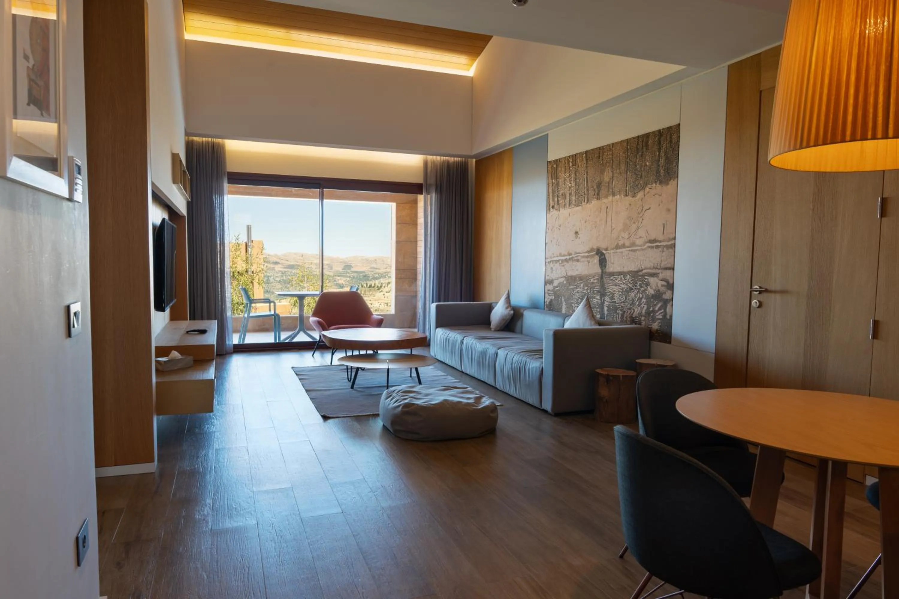 TV and multimedia in Oakridge Hotel & Spa