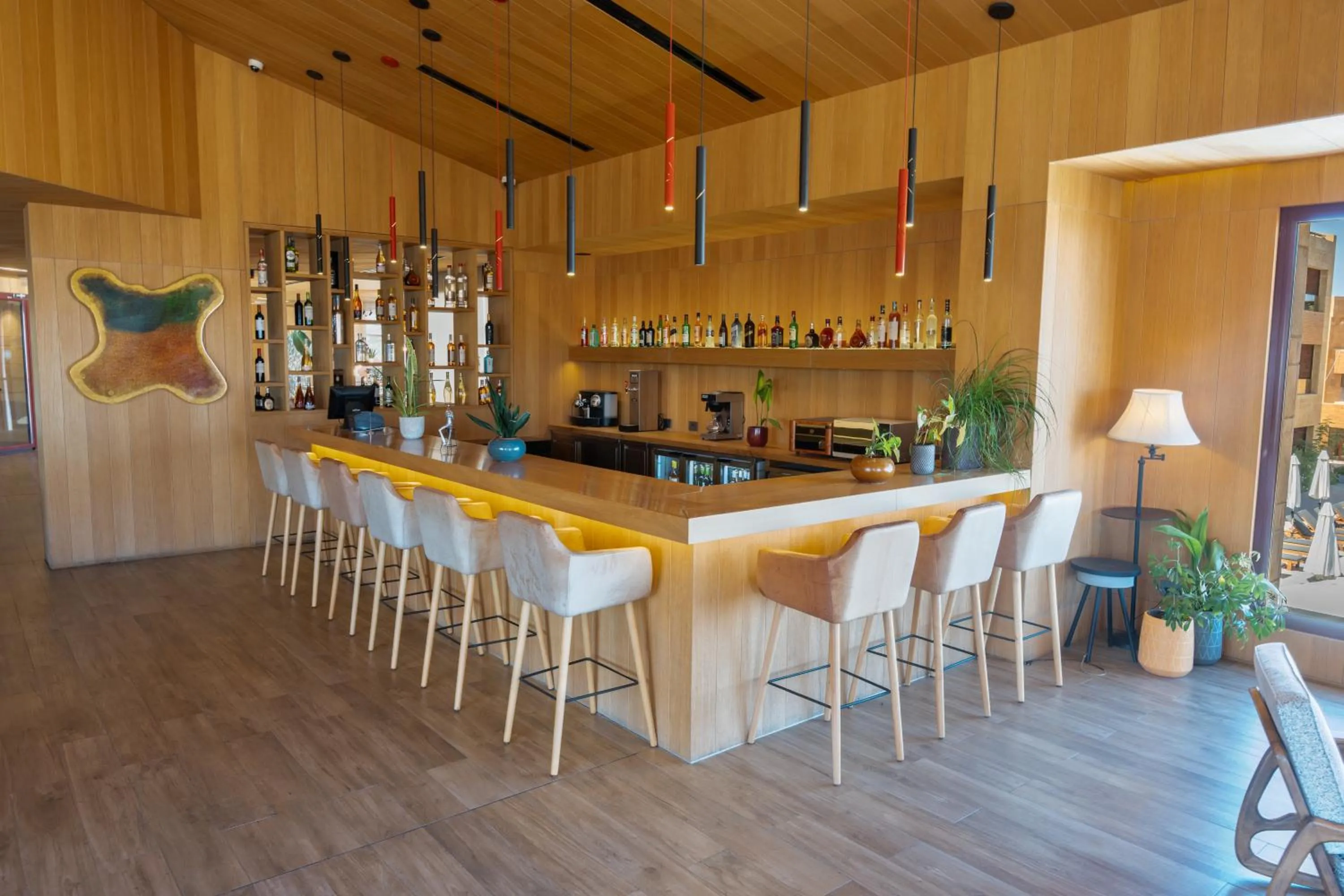 Lounge or bar in Oakridge Hotel & Spa