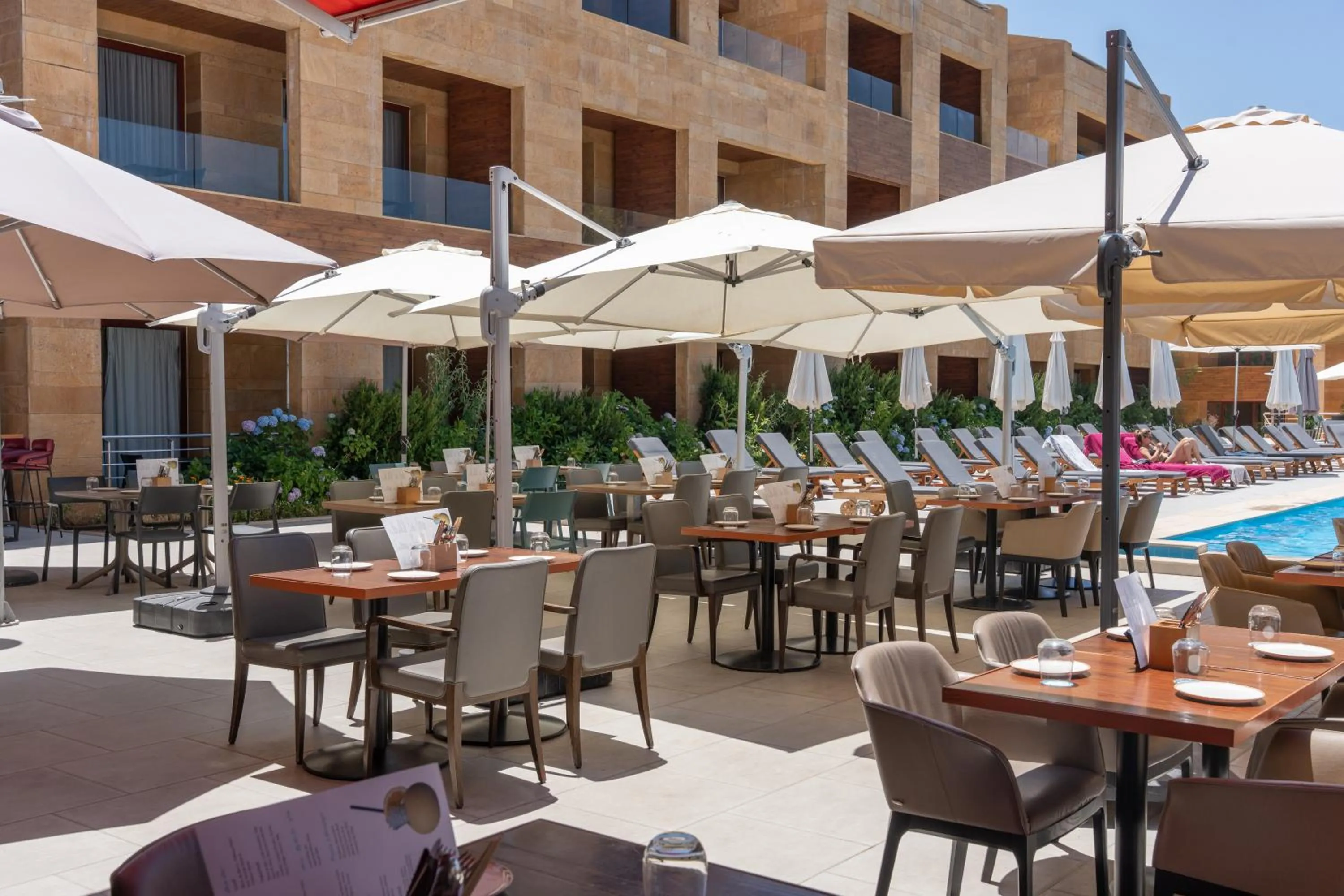 Restaurant/places to eat in Oakridge Hotel & Spa