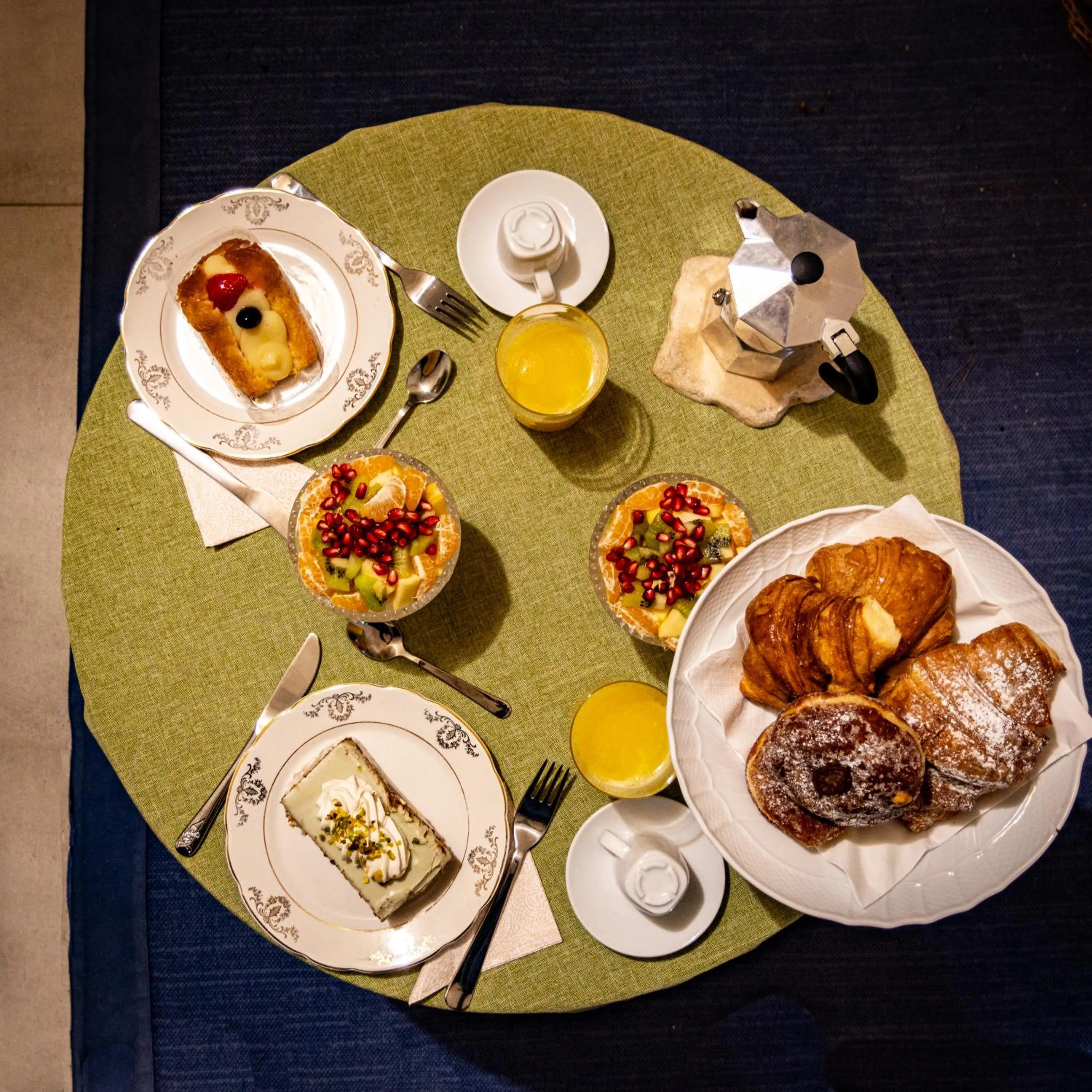 Breakfast in Antica Casina B&B di Charme