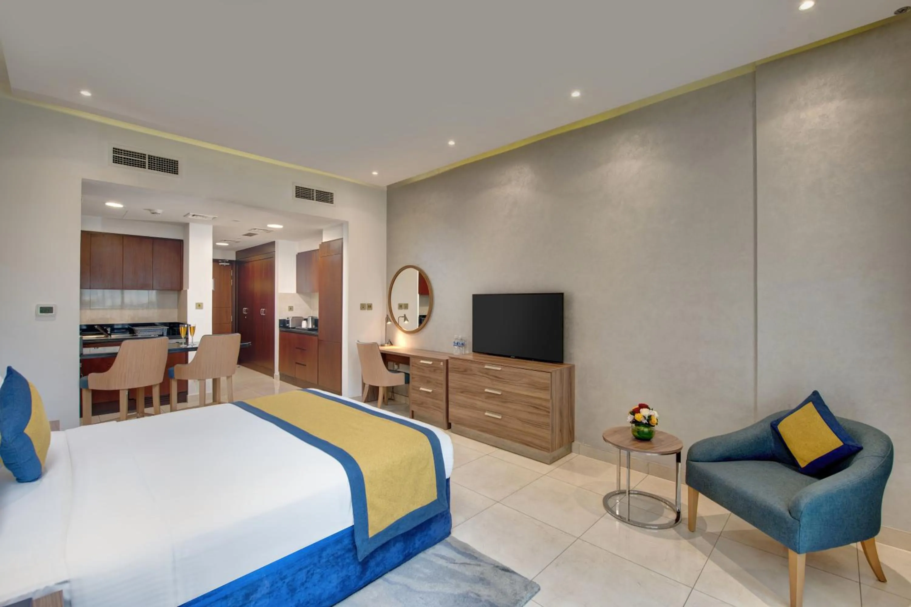 Bed in SUHA Creek Hotel Apartment, Waterfront Jaddaf, Dubai