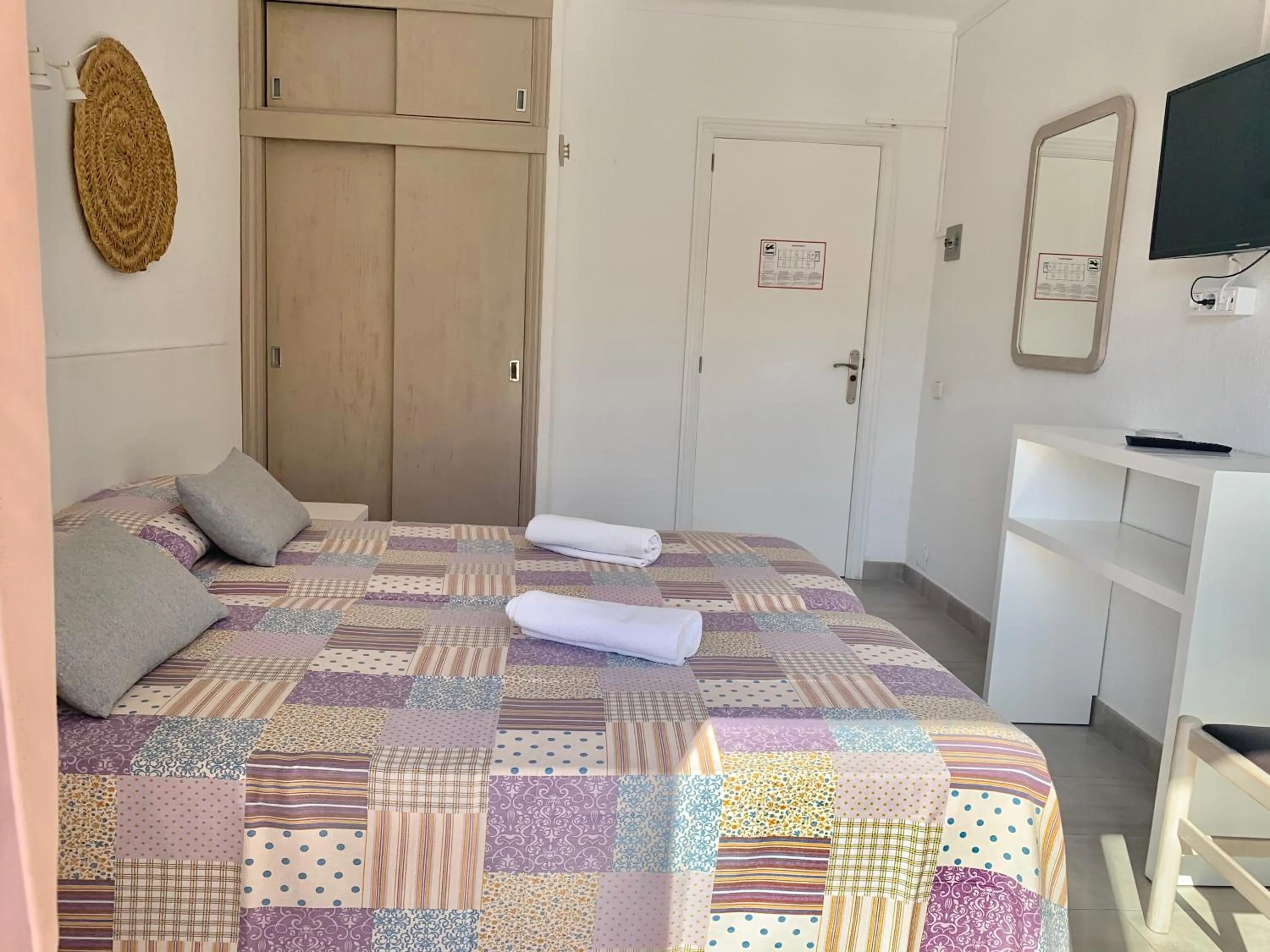 Bed in Hotel LLITERAS