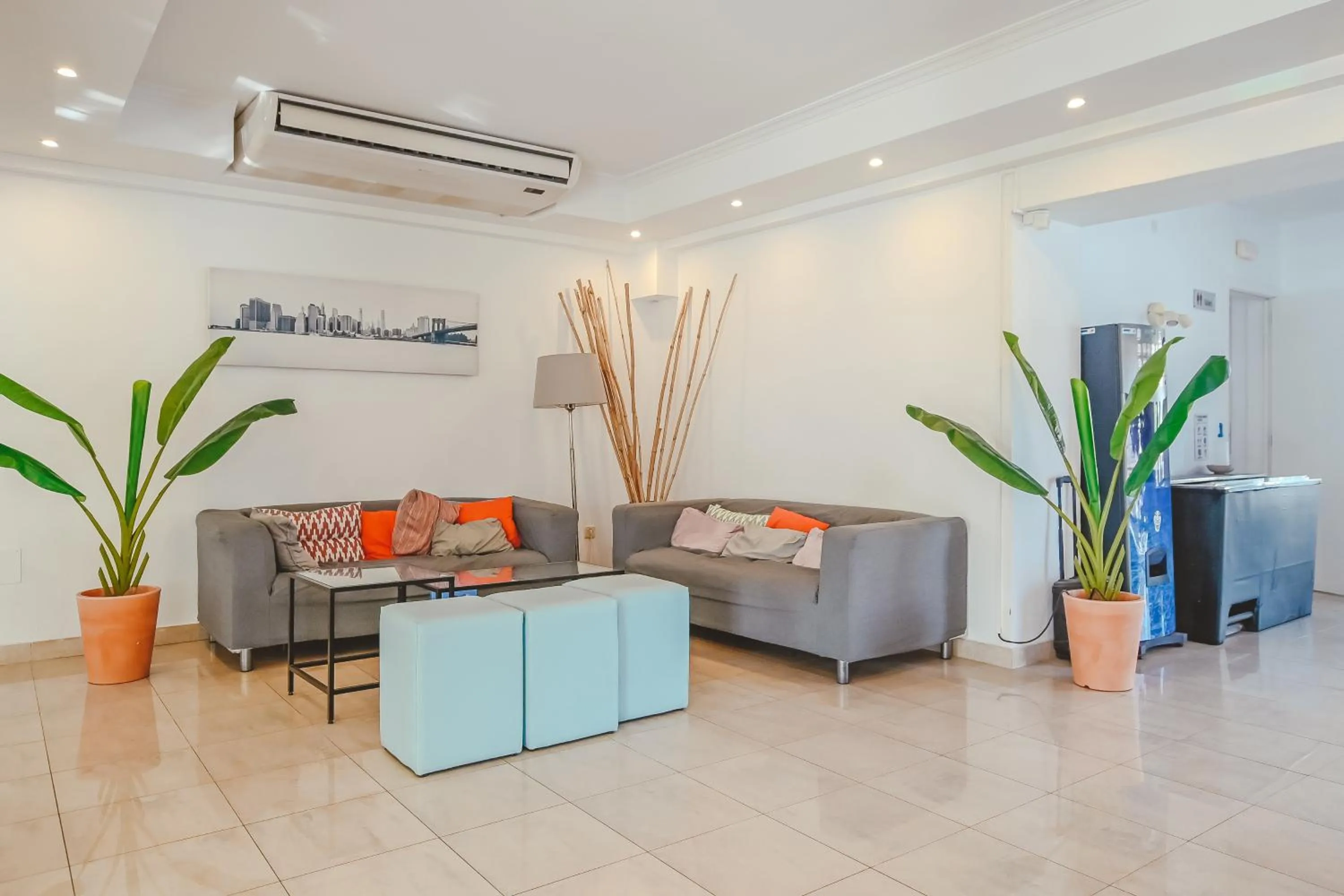 Communal lounge/ TV room in Hotel LLITERAS