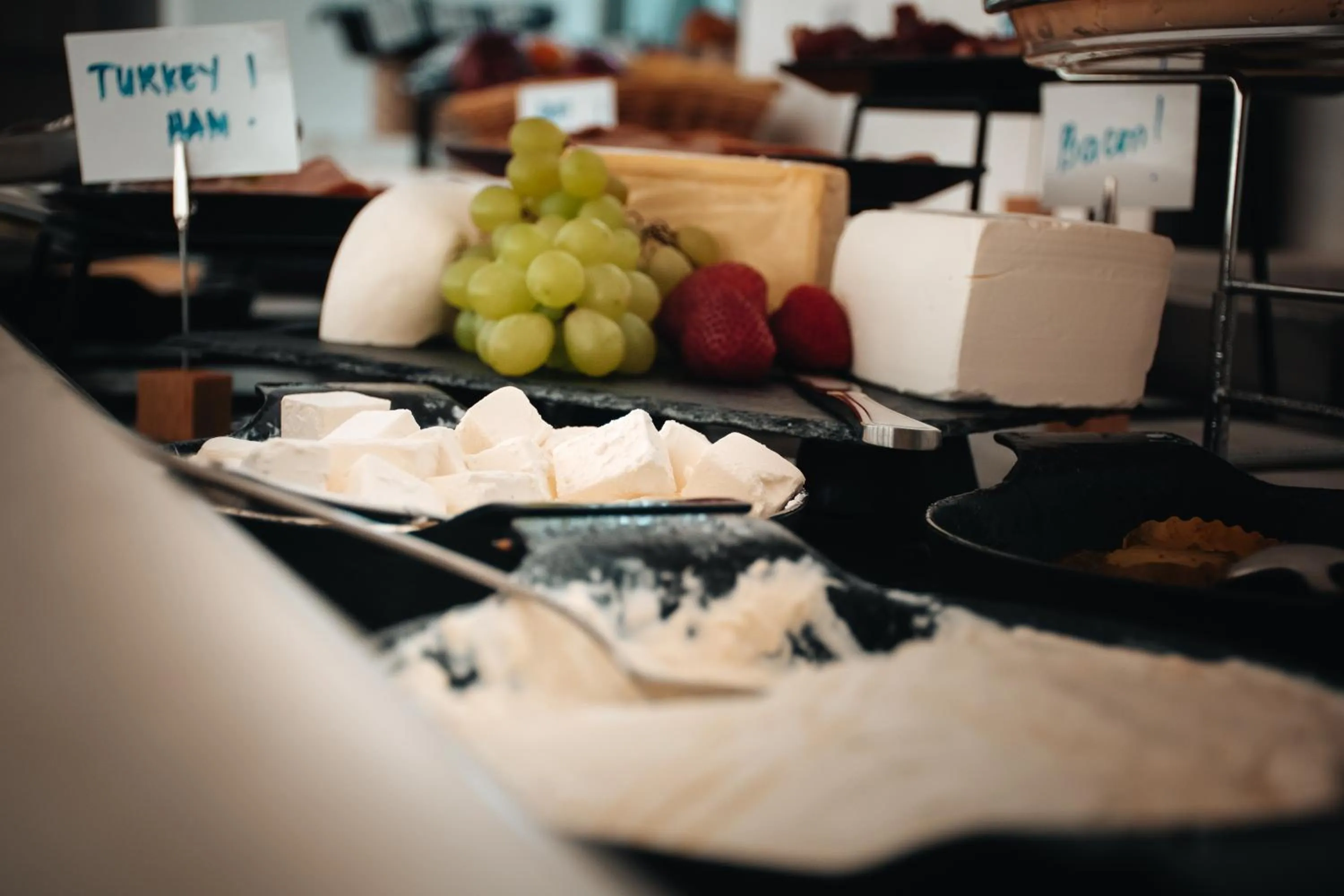 Breakfast in SUHA Mina Rashid Hotel Apartments