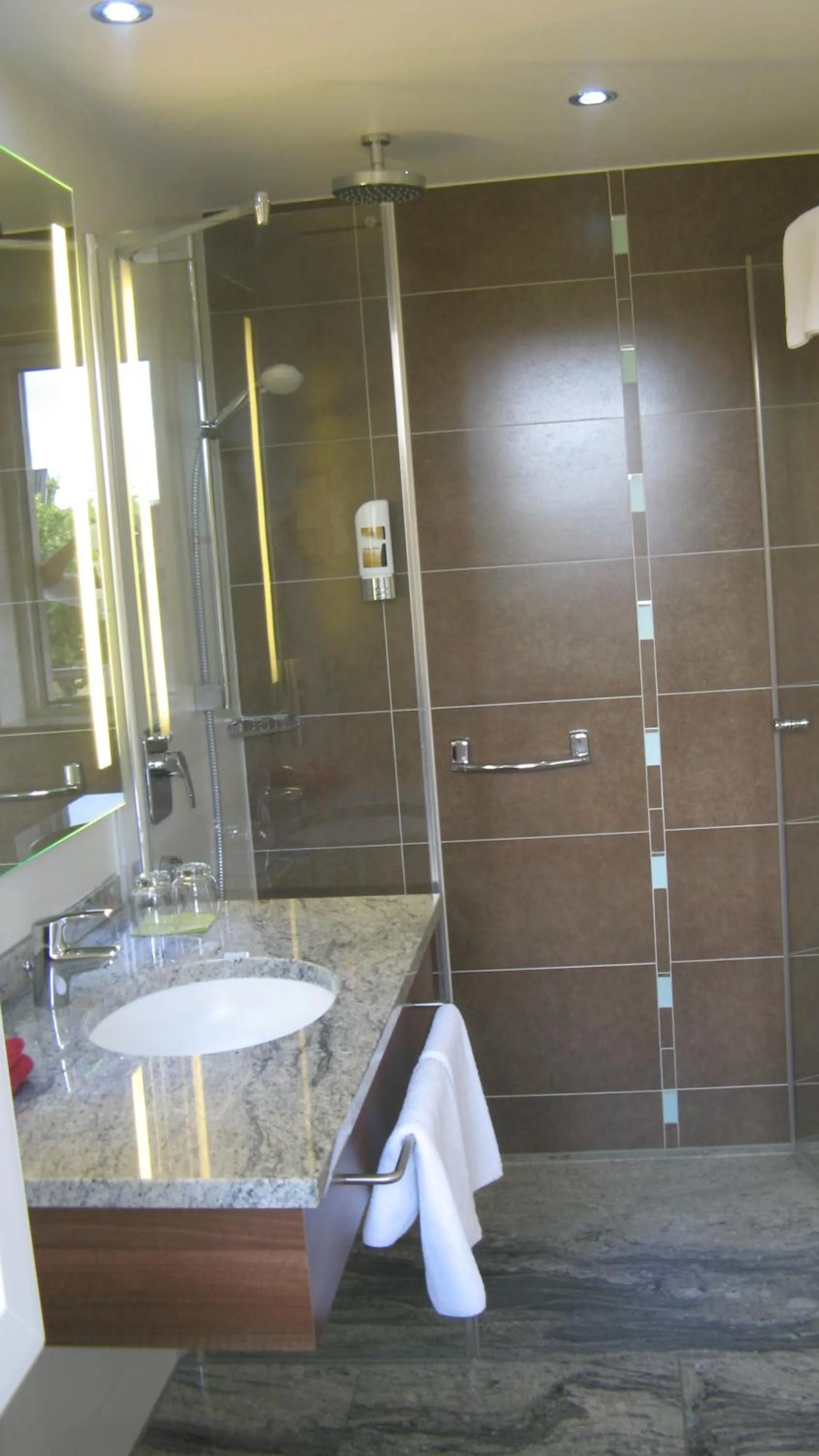 Bathroom in Hotel Sonneck