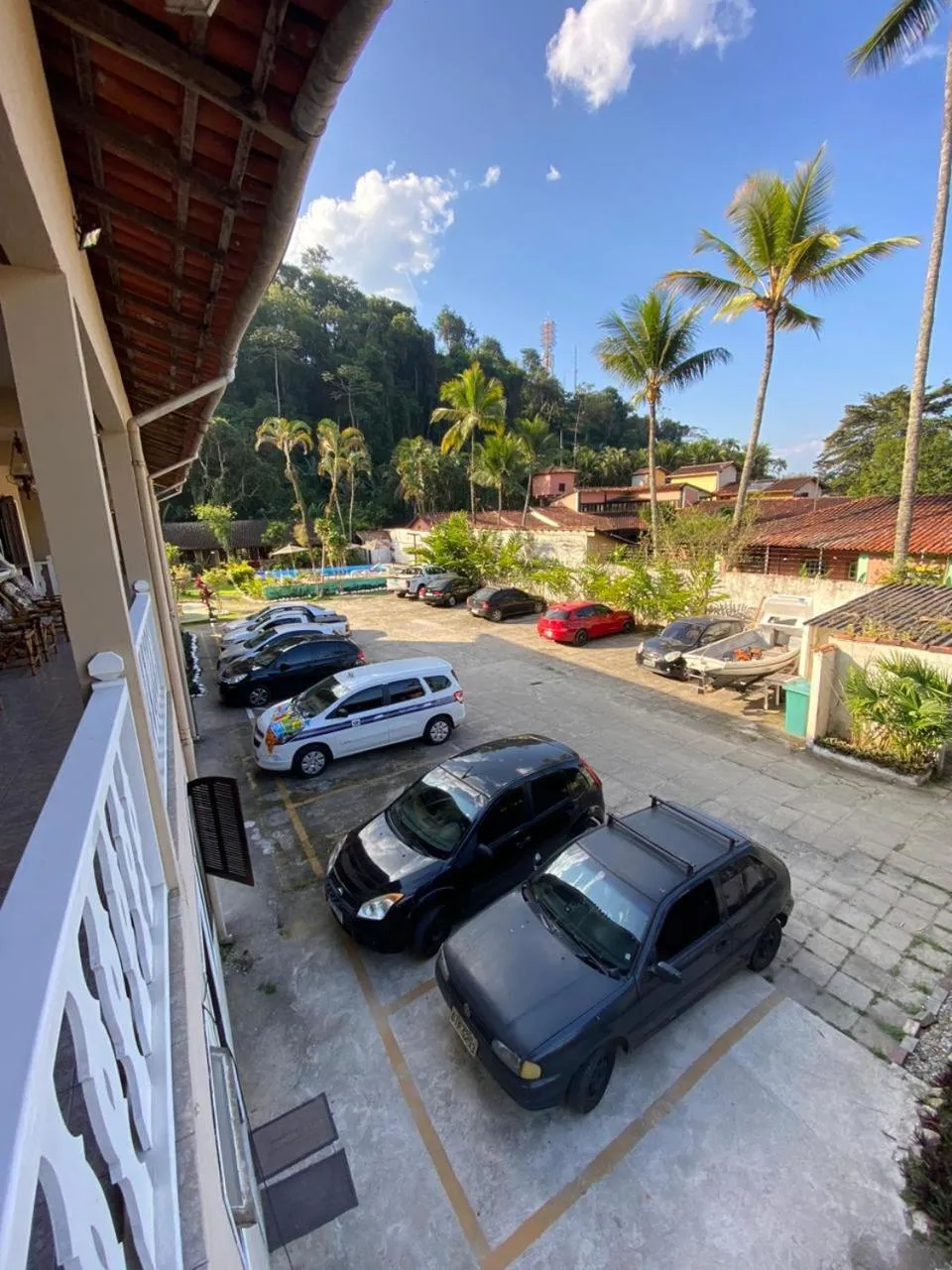 Parking in Pousada Thamalu