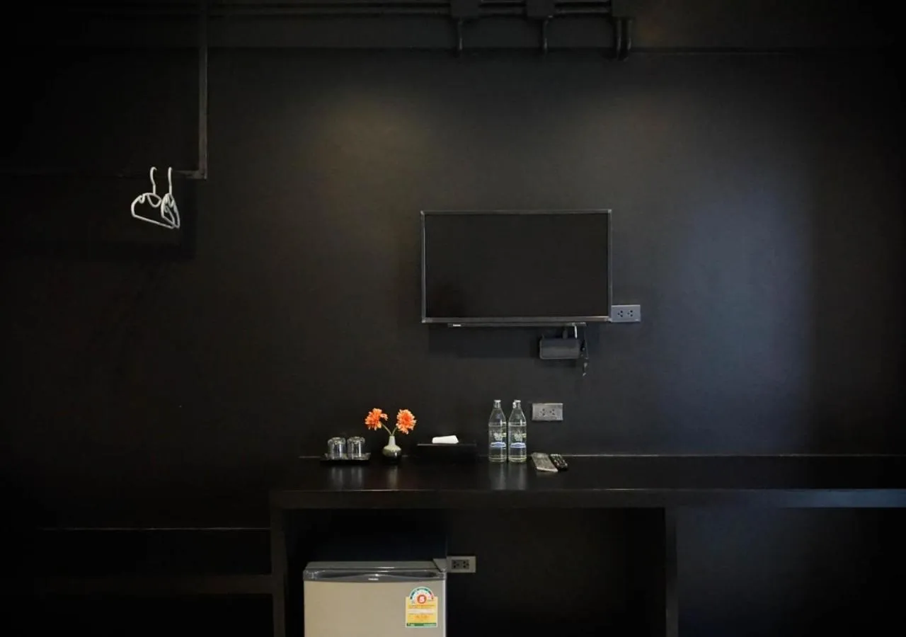 TV and multimedia in B-Black Hotel Chonburi