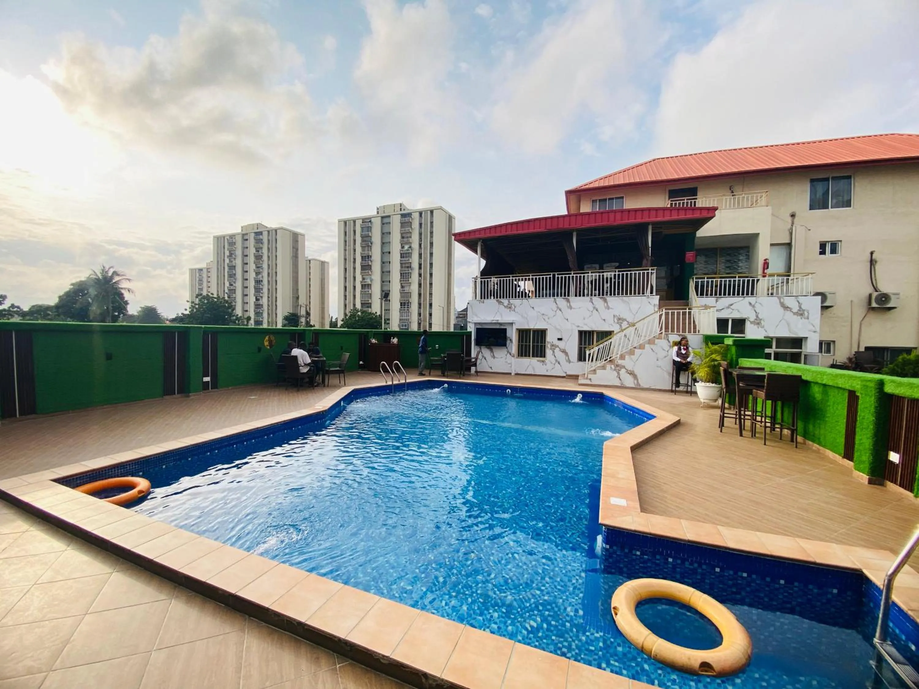 Presken Hotel Victoria Island, Bishop Oluwole