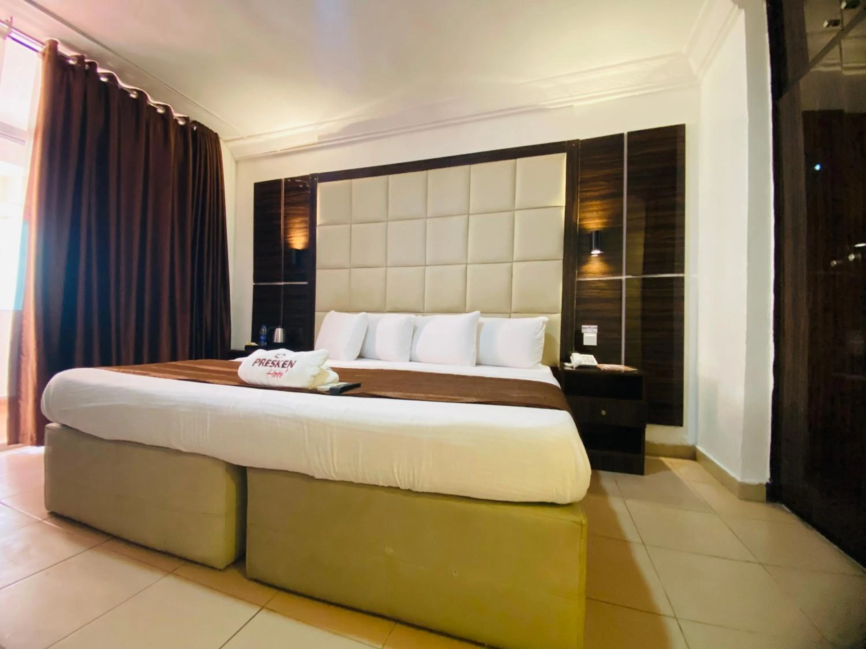 Bed in Presken Hotel Victoria Island, Bishop Oluwole