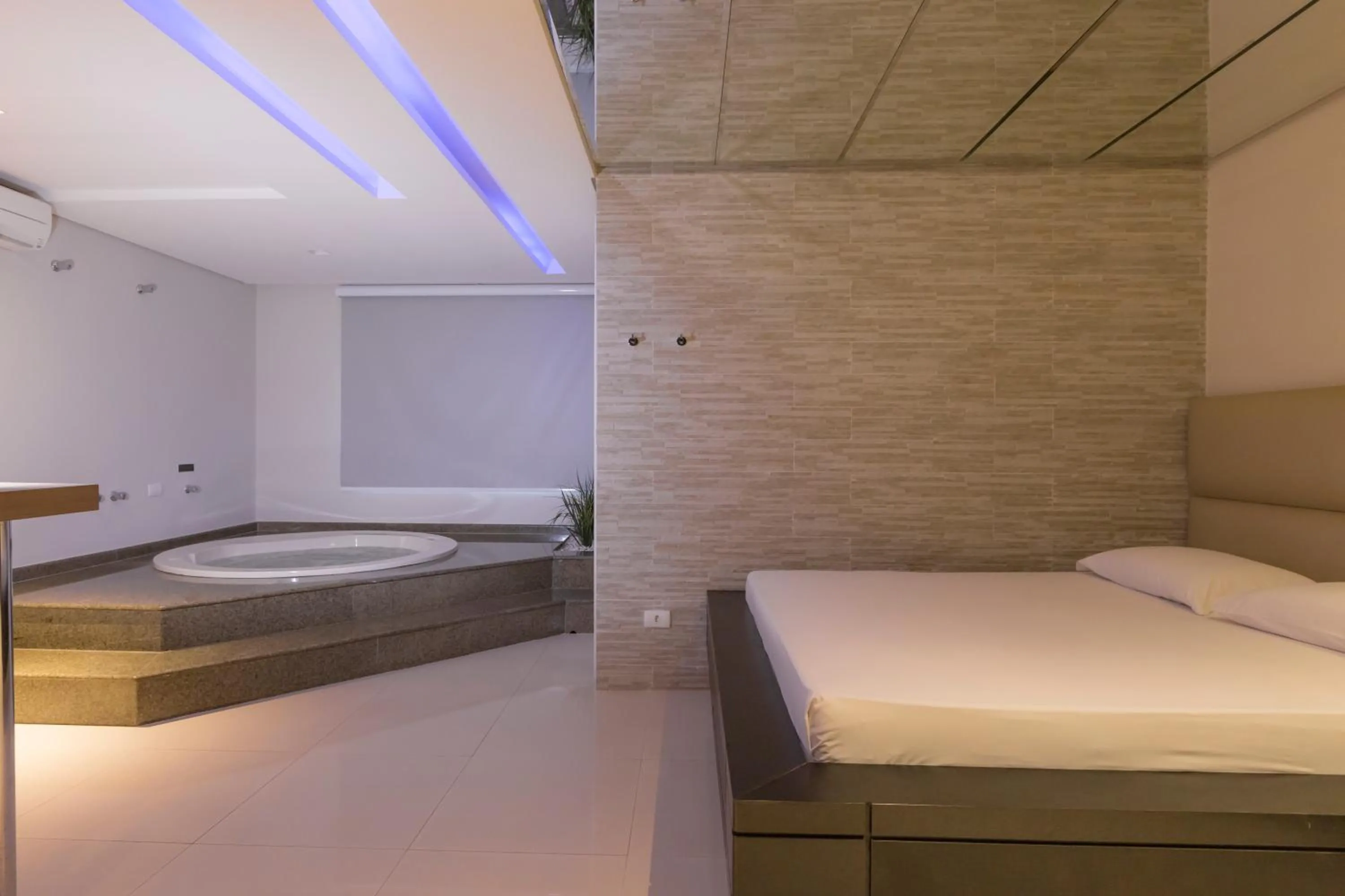 Bathroom, Bed in Poeme Motel by Drops