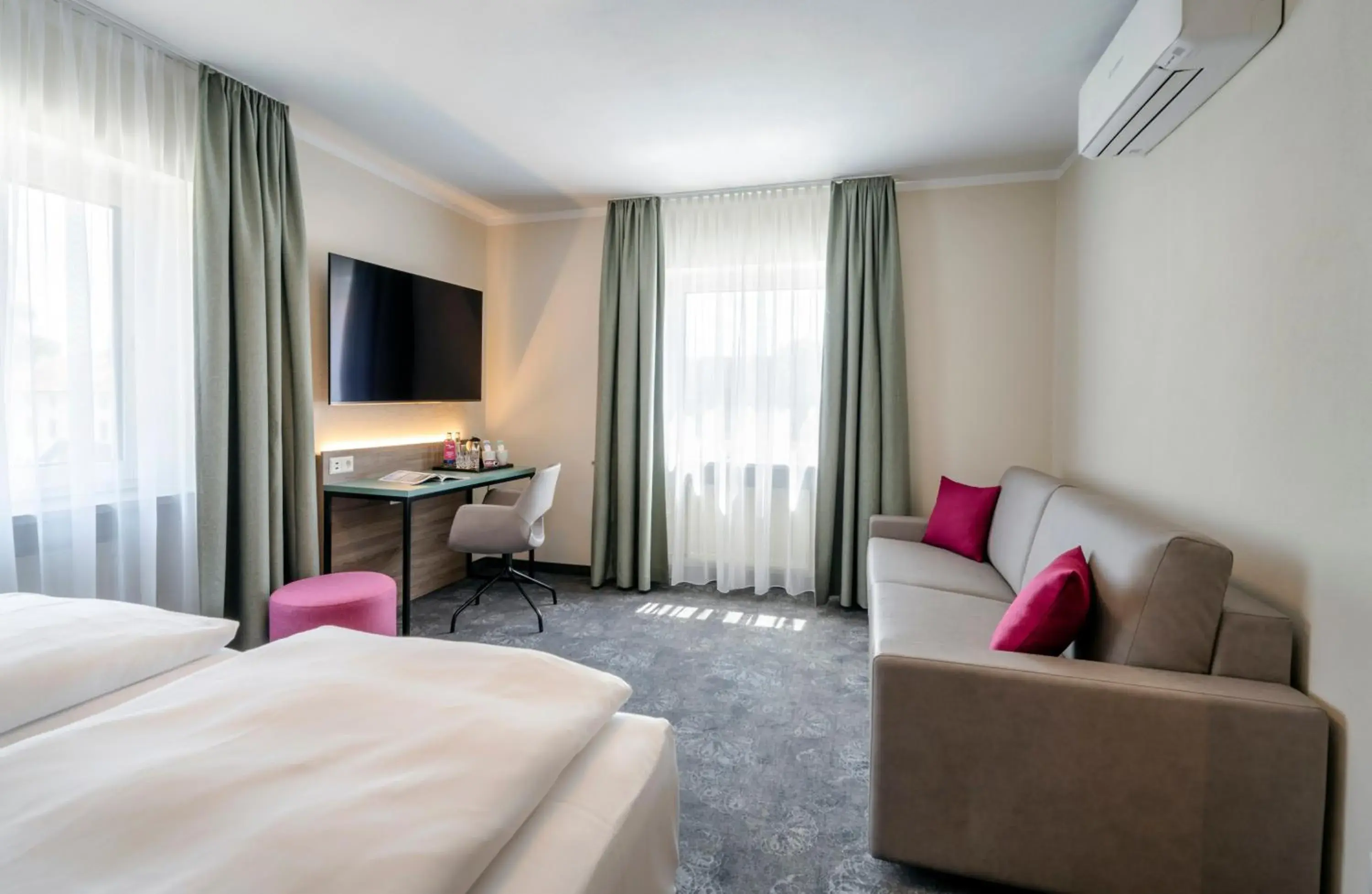 Classic Family Room in Boutique Hotel Erb München Parsdorf Classic Family Room in Boutique Hotel Erb München Parsdorf