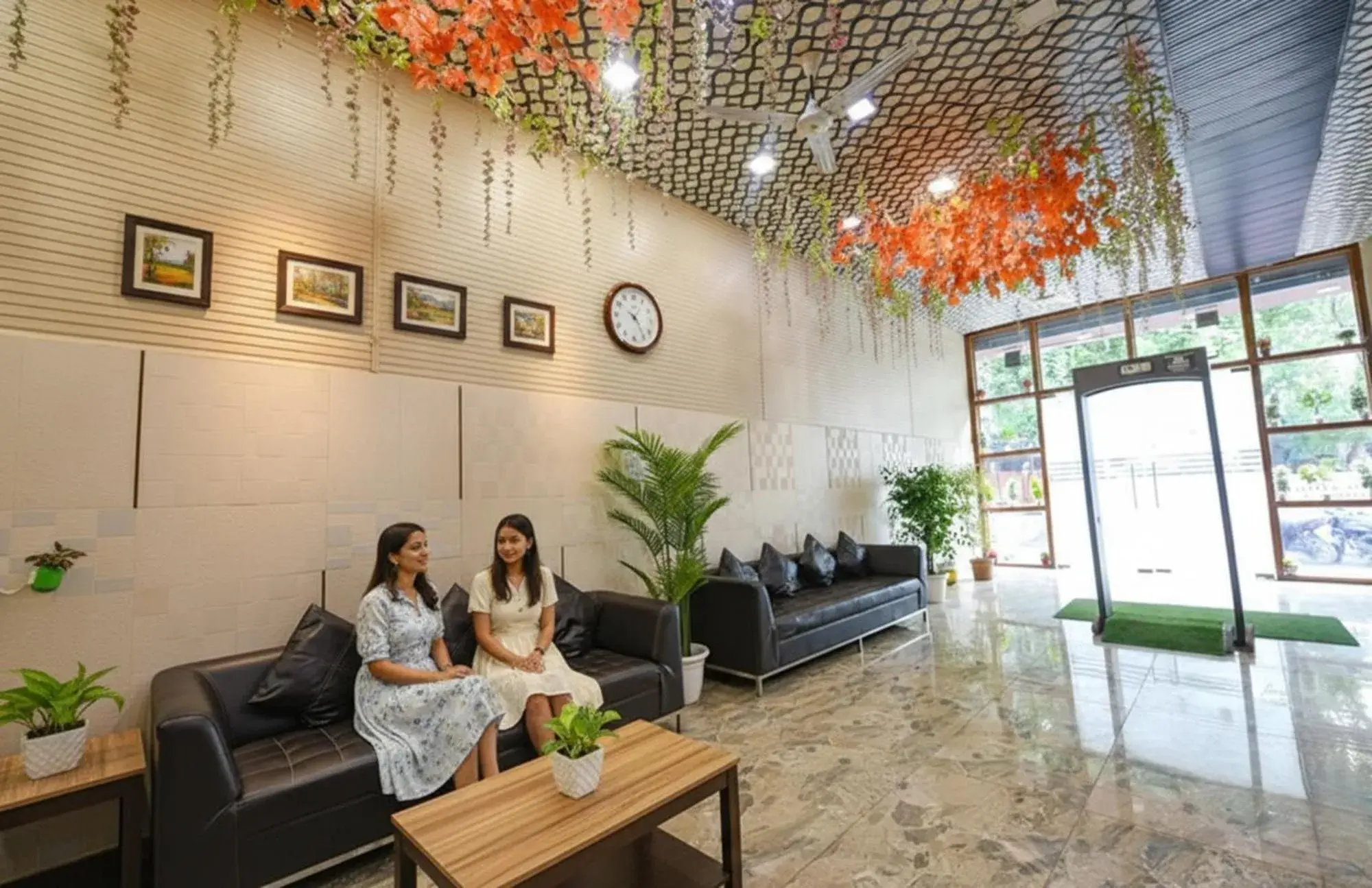 Seating area in FabHotel The Crystal Palace - Rohini Seating area in FabHotel The Crystal Palace - Rohini